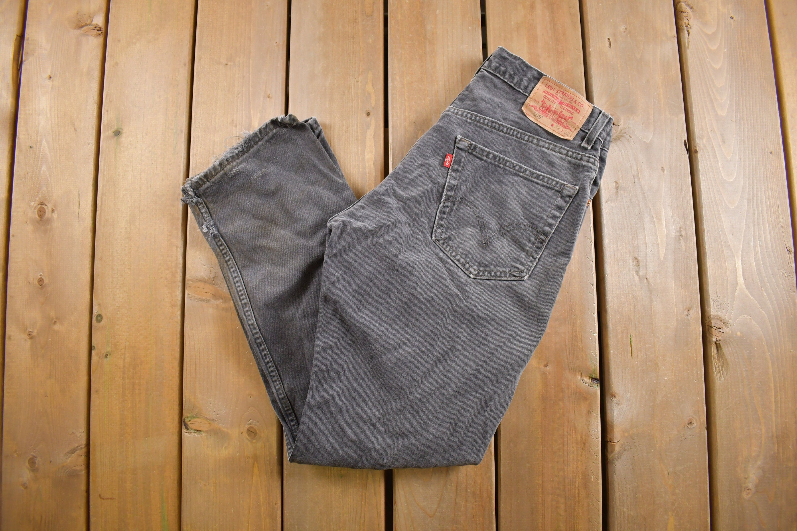 Vintage 1990s Levi's 505 Red Tab Black Jeans Size 31 x 29