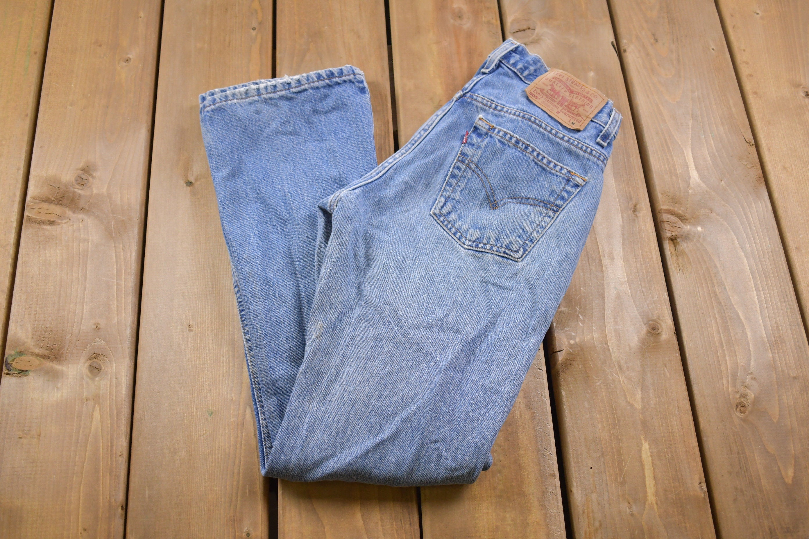 Vintage 1990s Levi's 505 Red Tab Blue Jeans Size 26 x 29