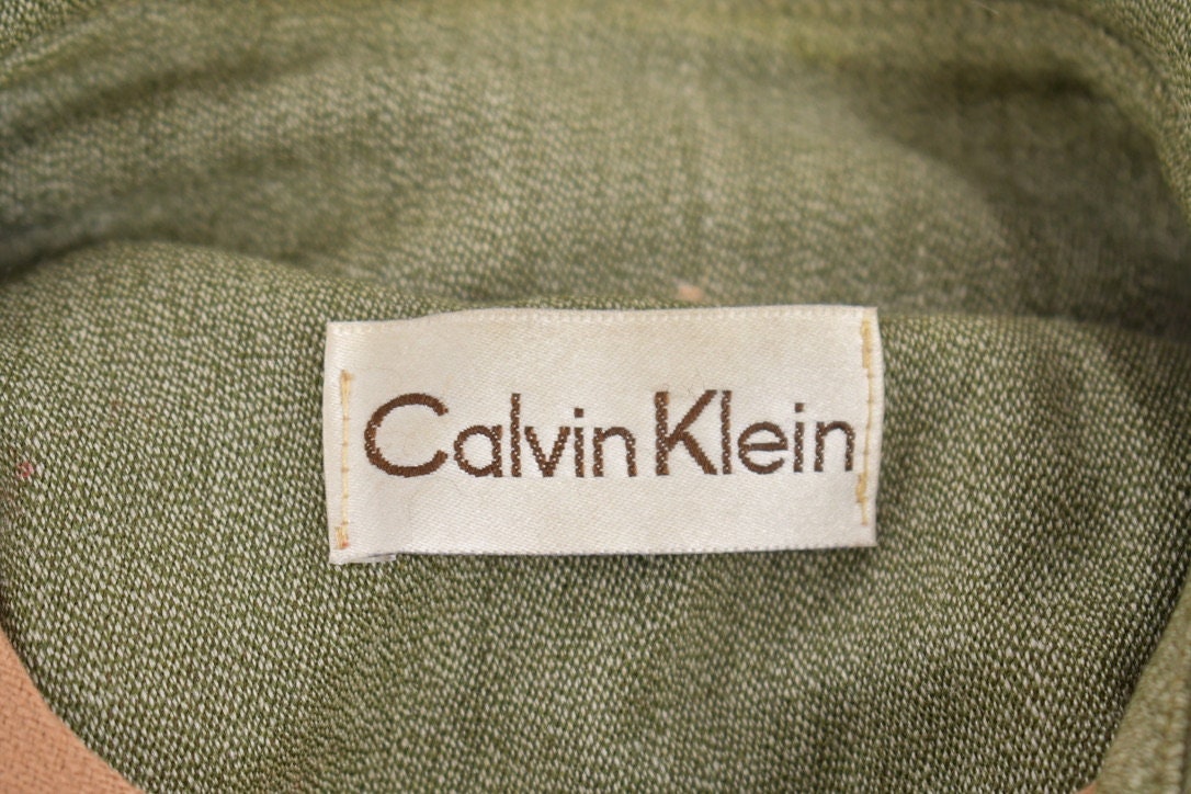 Vintage 1980s Calvin Klein Trench Coat / Union Made in USA / Beige / Trench Coat Style / Streetwear Fashion / Casual / Formal Wear