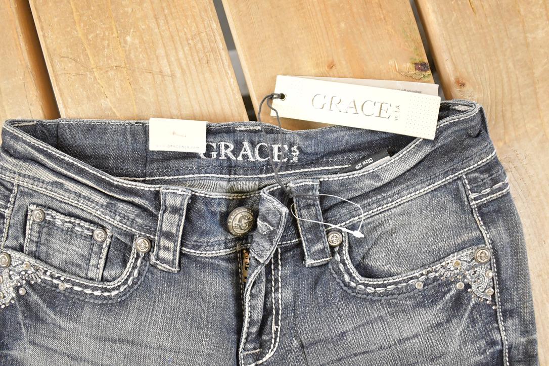 Vintage Deadstock Y2K Grace In LA Bedazzled Bootcut Low Rise Jeans Women's Size 26 x 32