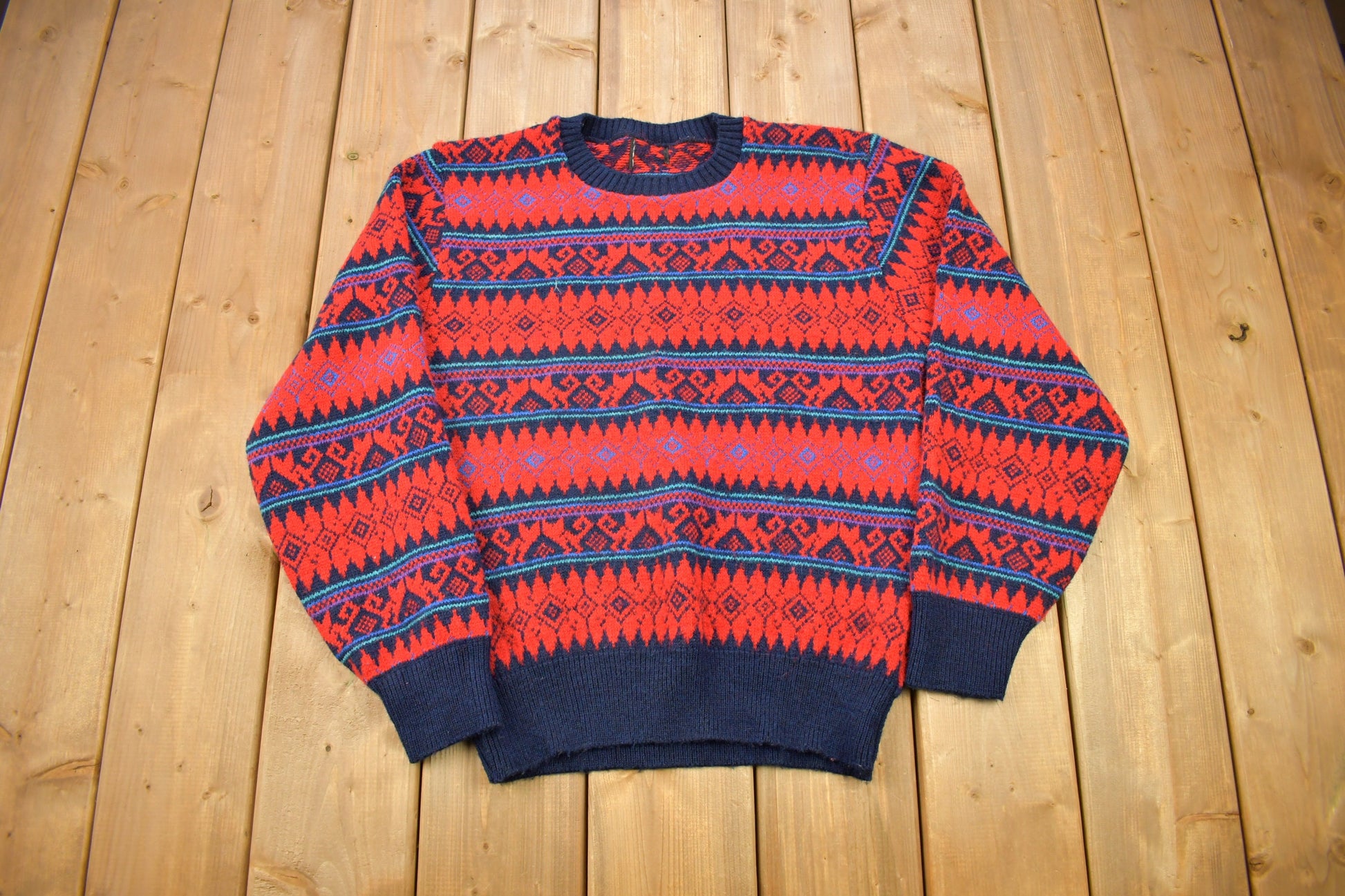 Vintage 1990s All Over Pattern Knitted Crewneck Sweater /