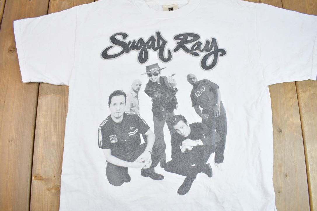 Vintage 1999 Sugar Ray Graphic Band Tee