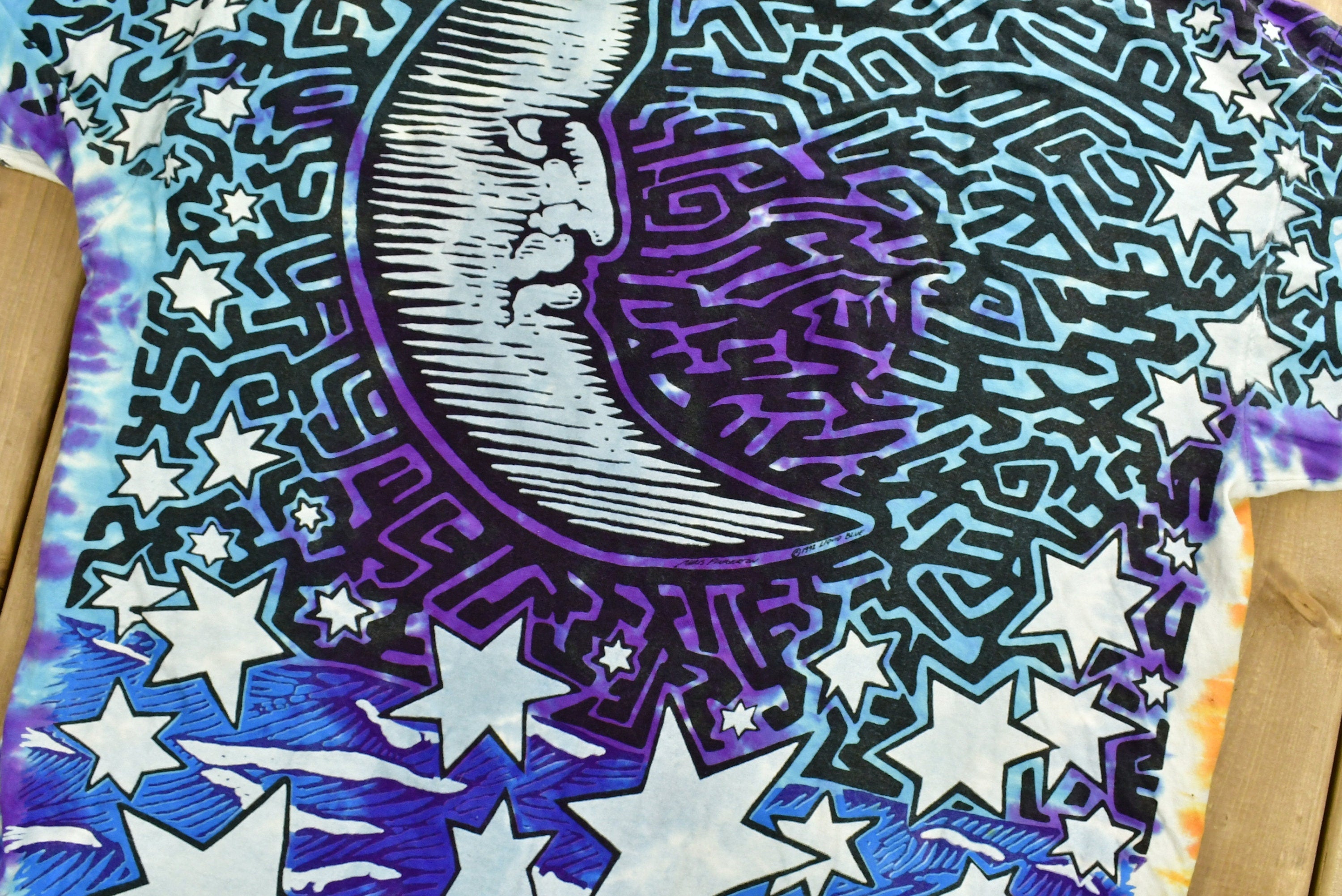 Vintage 1992 Liquid Blue Sun & Moon T Shirt