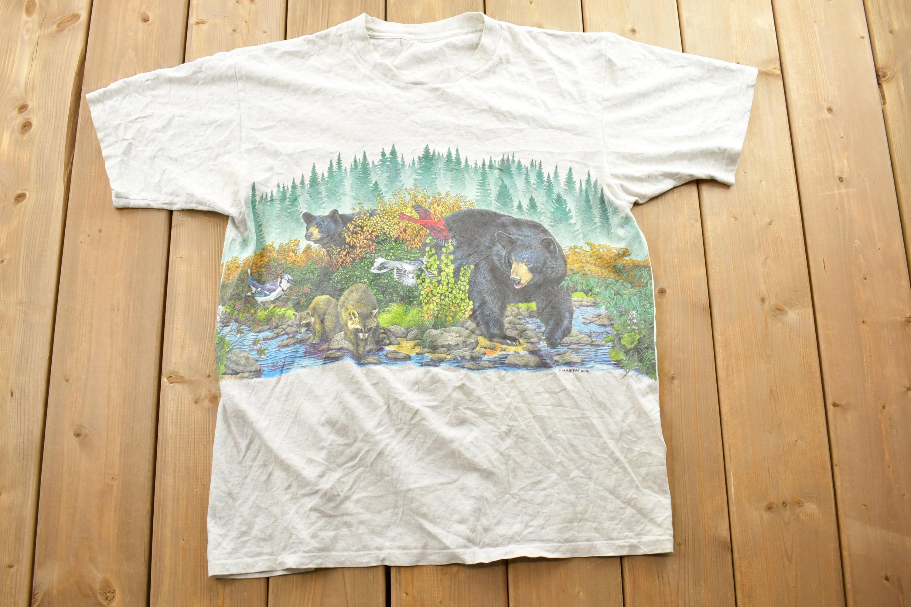 Vintage 1990s Bear And Bluejay Theme Habitat Graphic T-Shirt