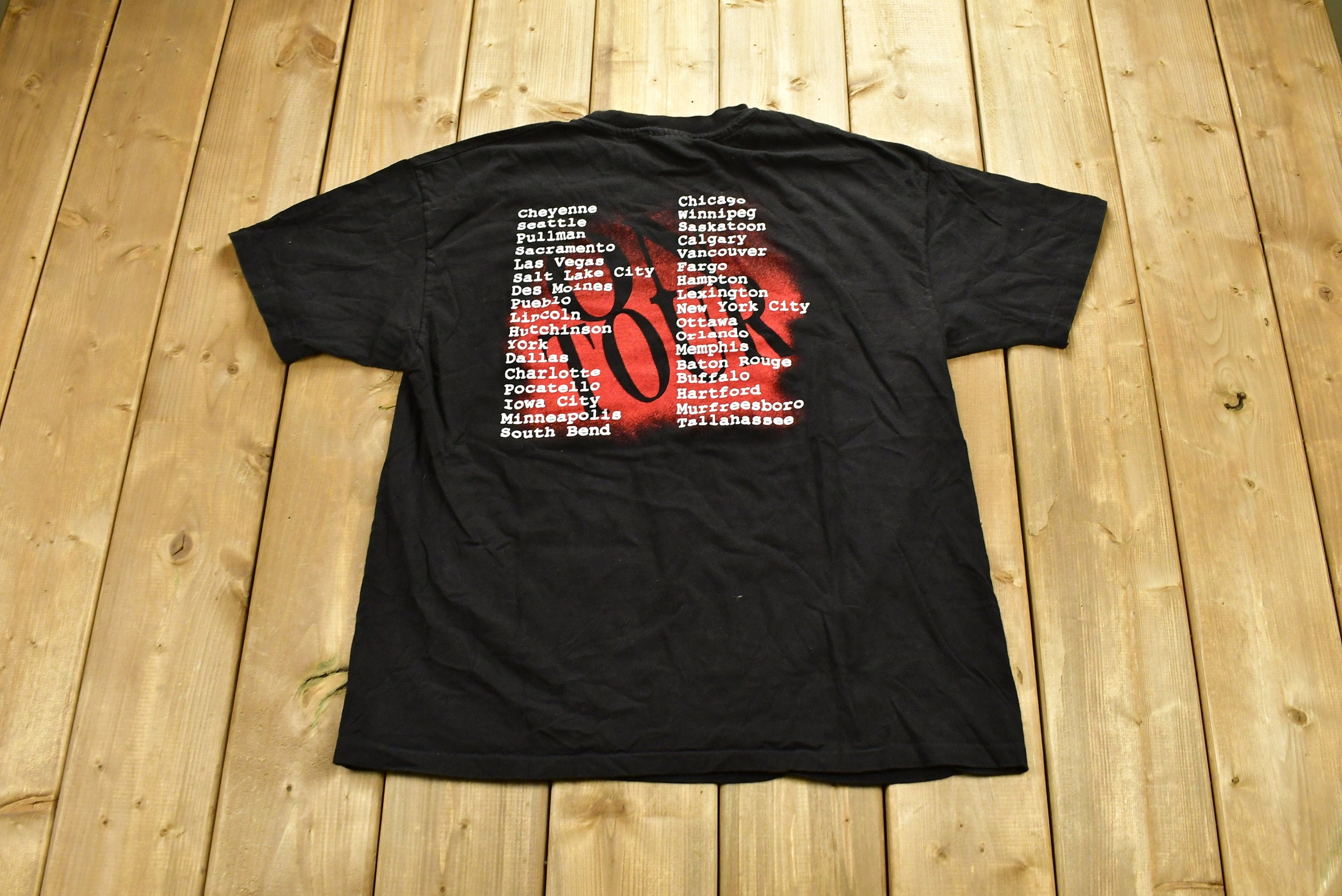 Vintage 1993 The Garth Brooks Tour Band T-shirt