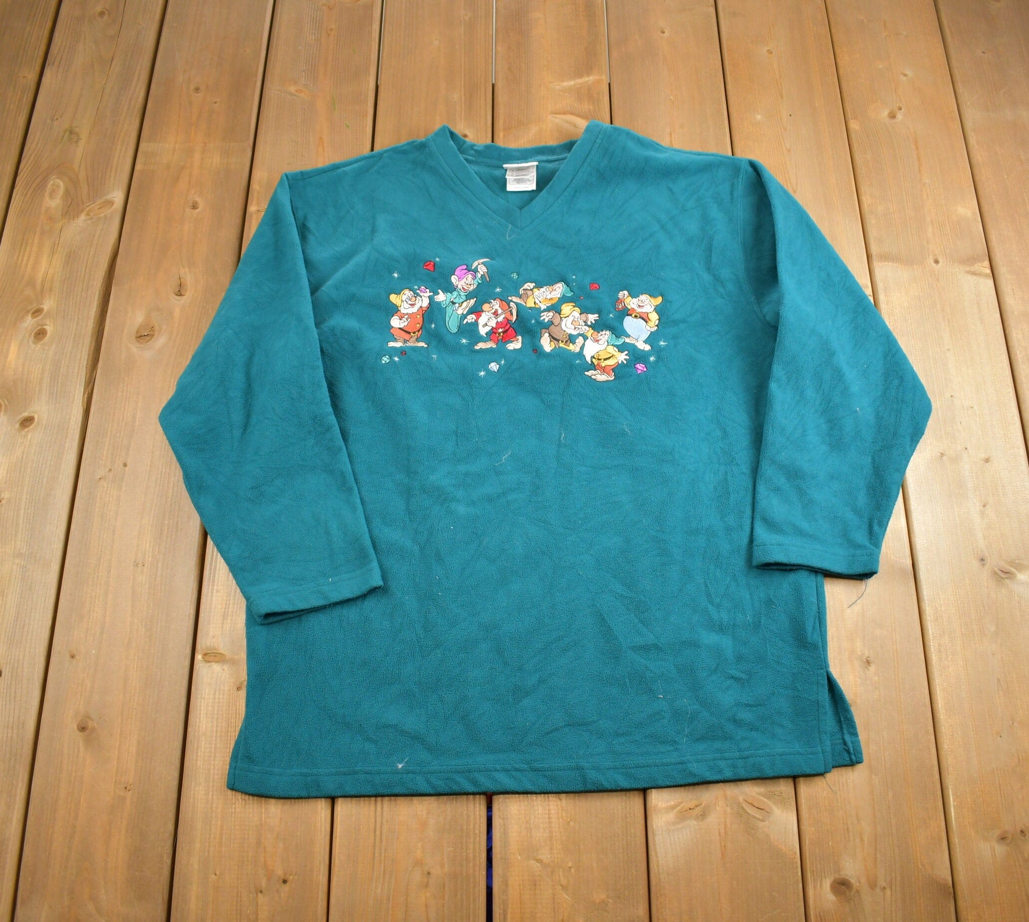 Vintage 1990s Disney Snow White Seven Dwarves Embroidered Fleece V-Neck Sweater