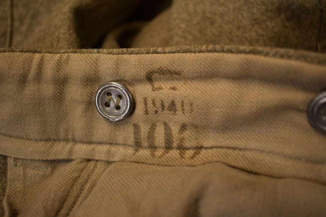 Vintage 1940S Wool Cut Off Trousers Size 30x22