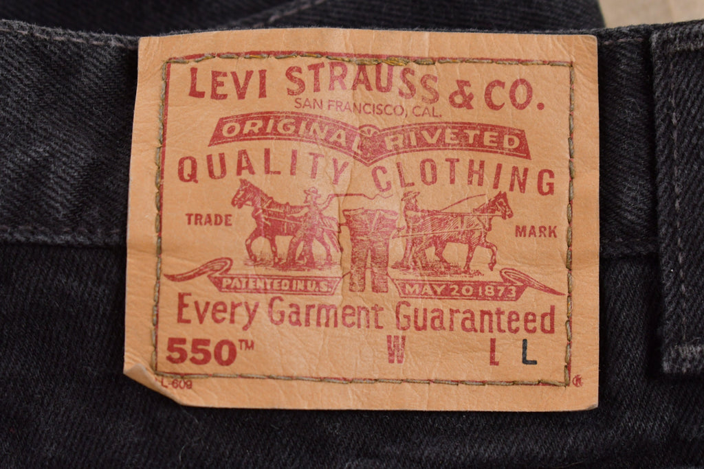 Vintage 1990s Levi's 550 Red Tab Relaxed Fit Jeans Size 31 x 32