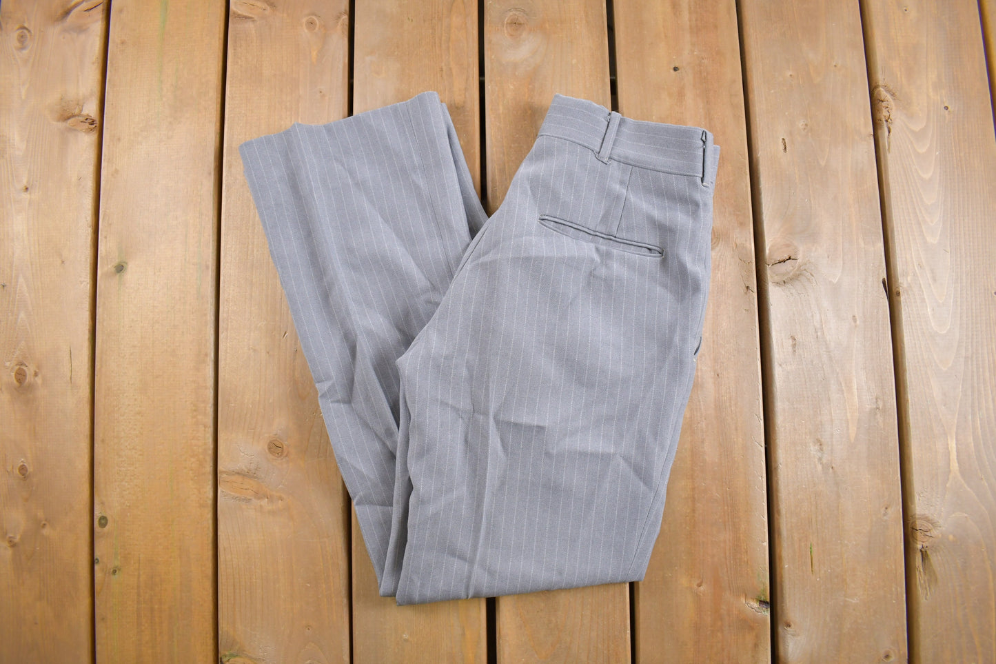 Vintage 1970s Pleated Striped Trousers Size 29 x 29.5 / American Vintage / True Vintage / 1970s Pants / Made in USA / Grey