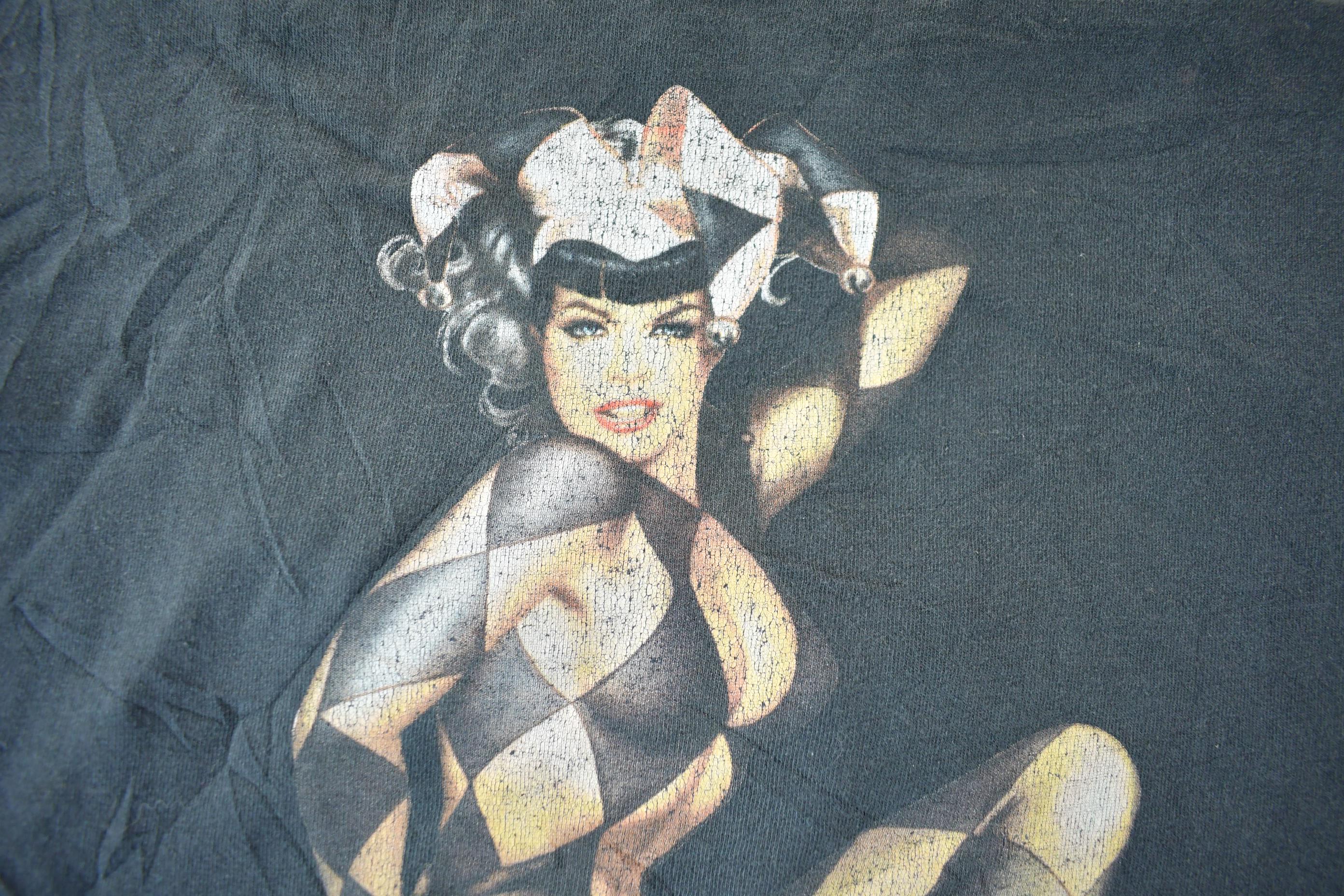 Vintage 2000s Olivia De Berardinis Graphic T-Shirt