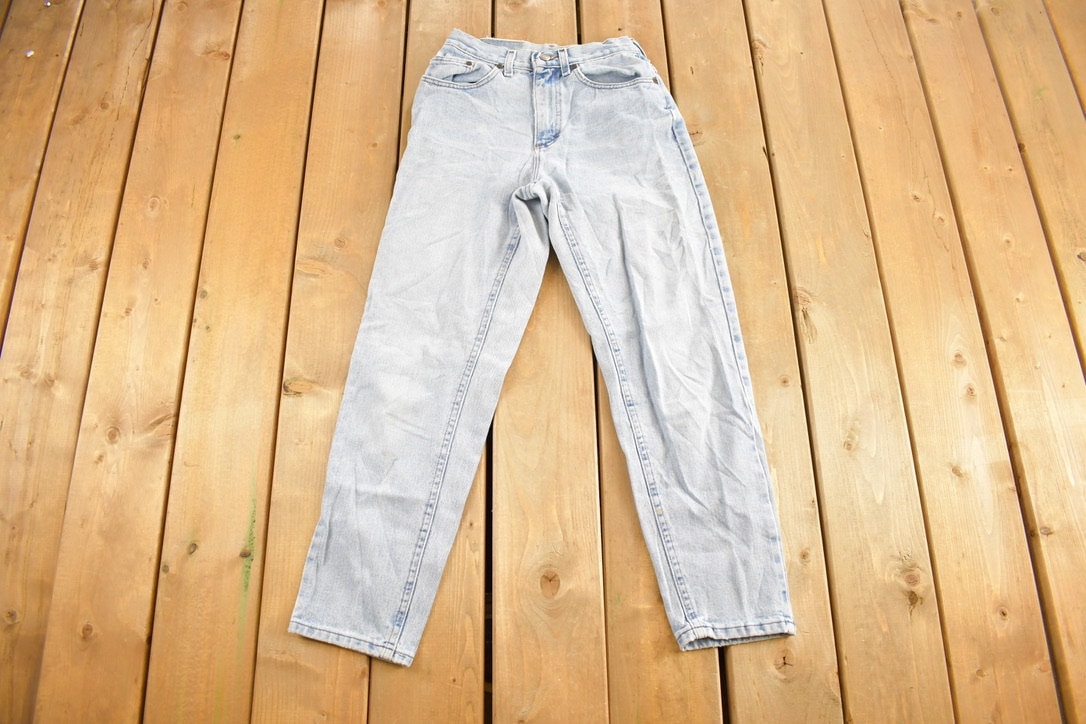 Vintage 1990s Lee Light Wash Denim Women's Jeans Size 24 x 27