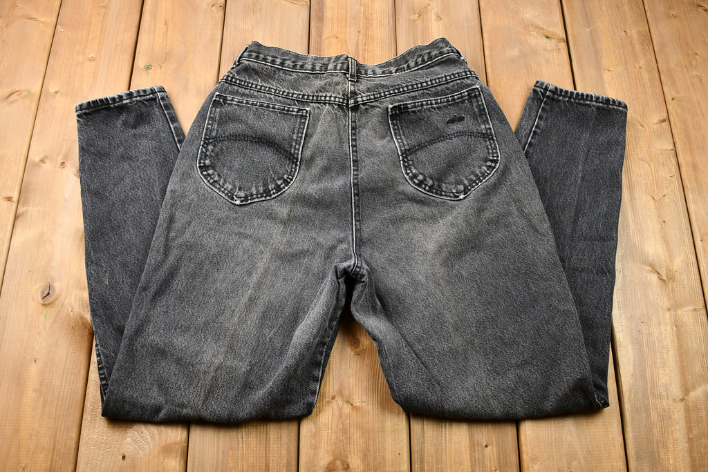Vintage 1980s Chic Black Wash Relaxed Fit Tapered Leg Mom Jeans