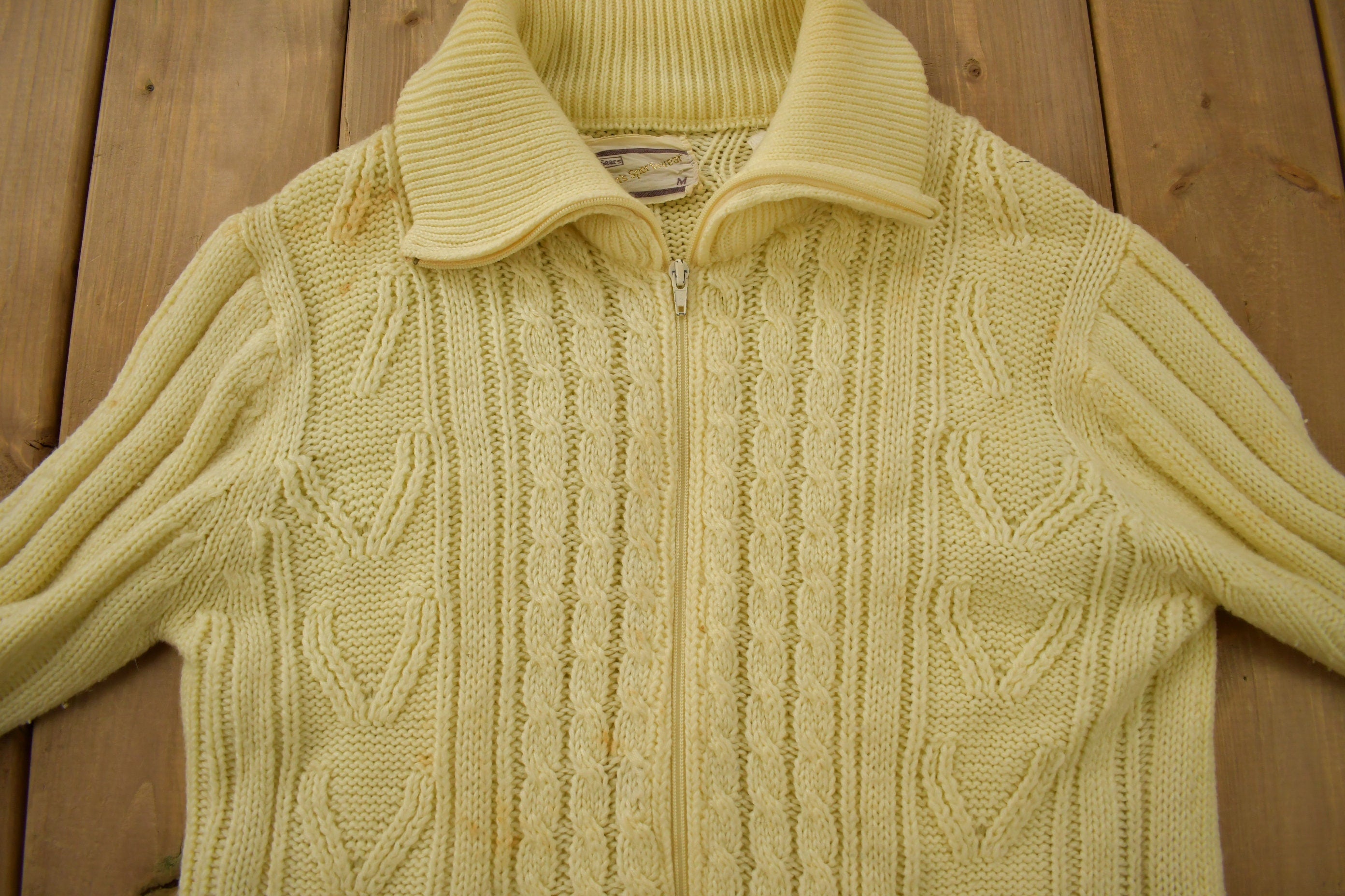 Vintage 1970s Sears Men's Sportswear 3D Cable Knit Cardigan Sweater