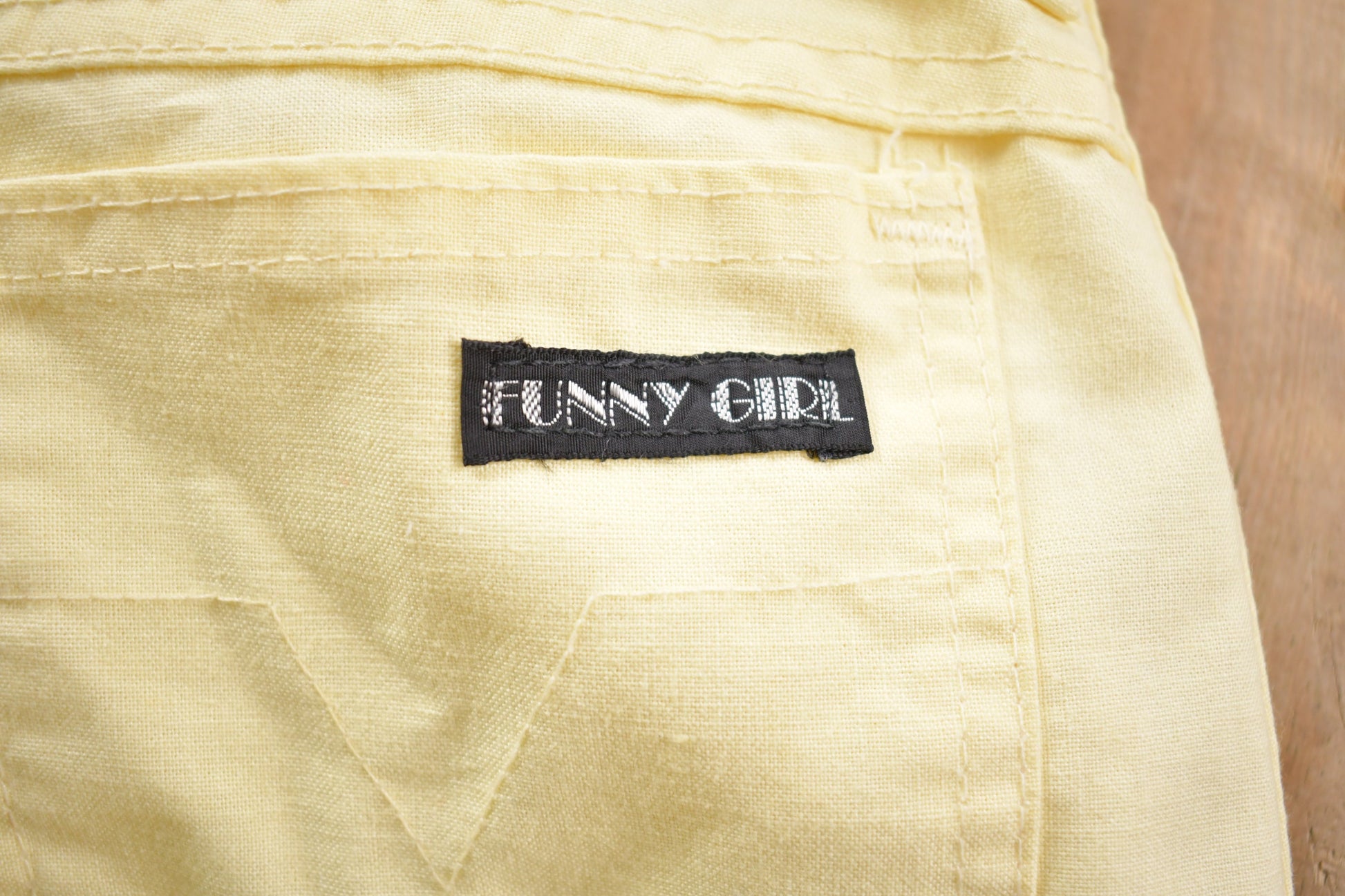 Vintage 1980s Funny Girl Light Wash Denim Jeans Size 28 x 32