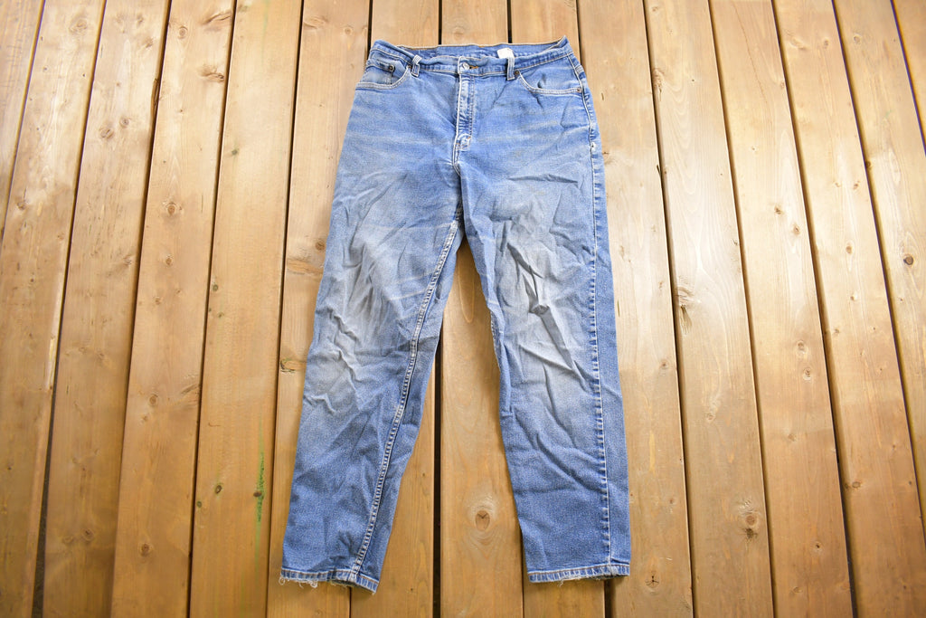 Vintage 1990s Levi's 550 Red Tab Denim Jeans Size 31 x 29.5