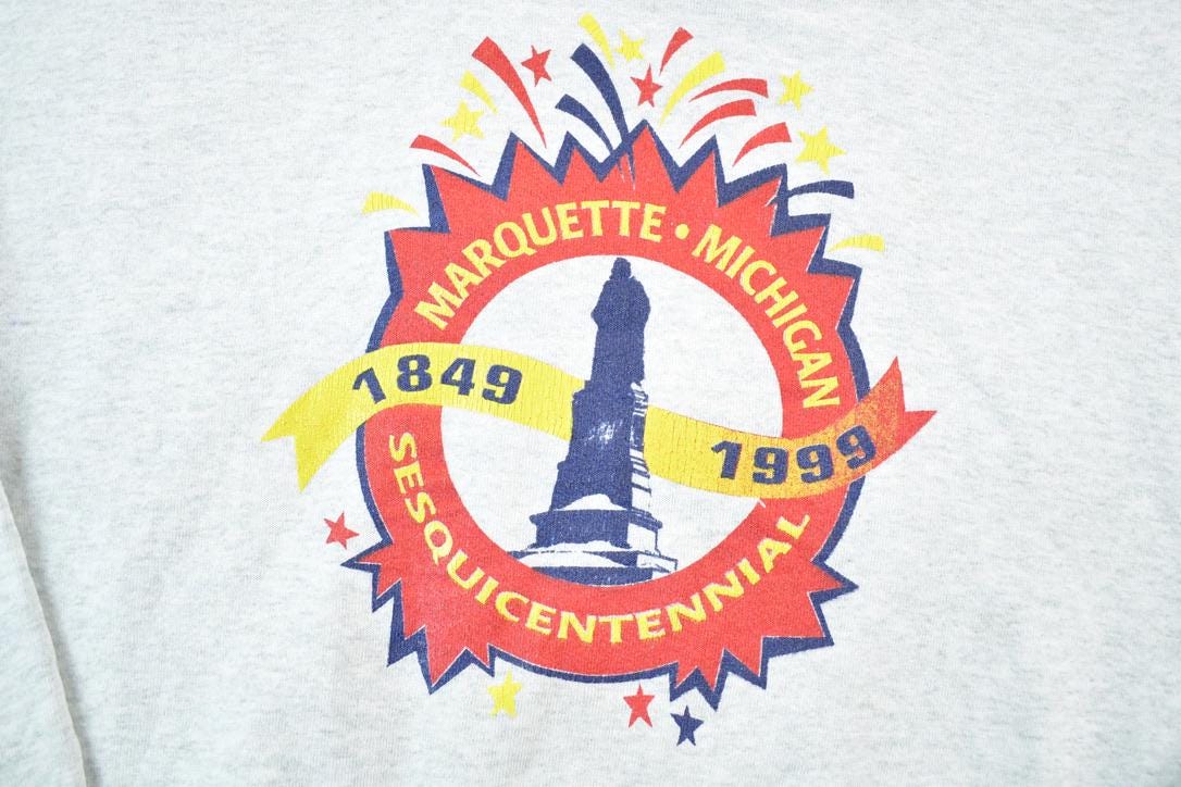 Vintage 1990s Marquette Michigan Crewneck Sweatshirt Mens XL