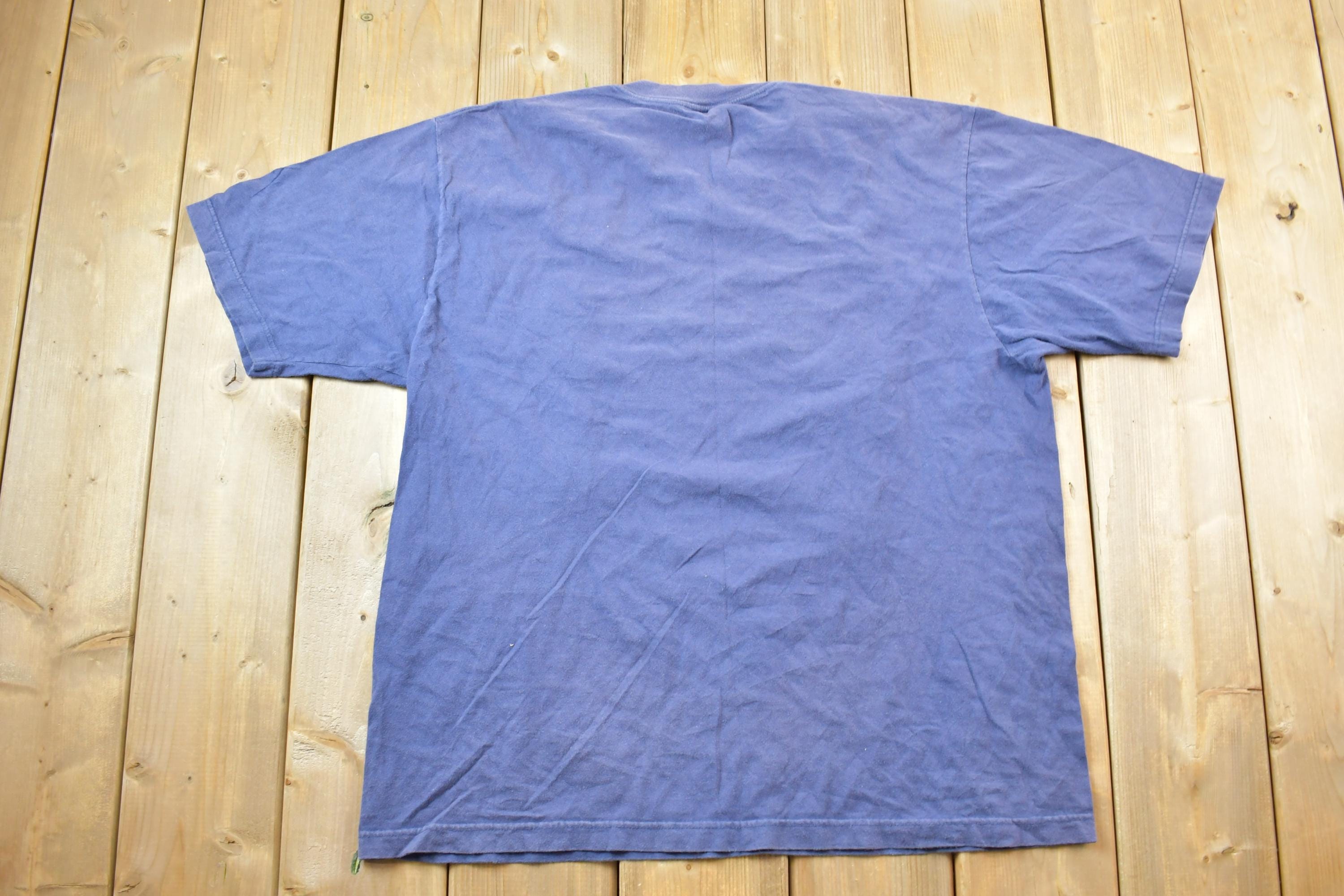 Vintage 1990s Levi Strauss Graphic Logo T-Shirt