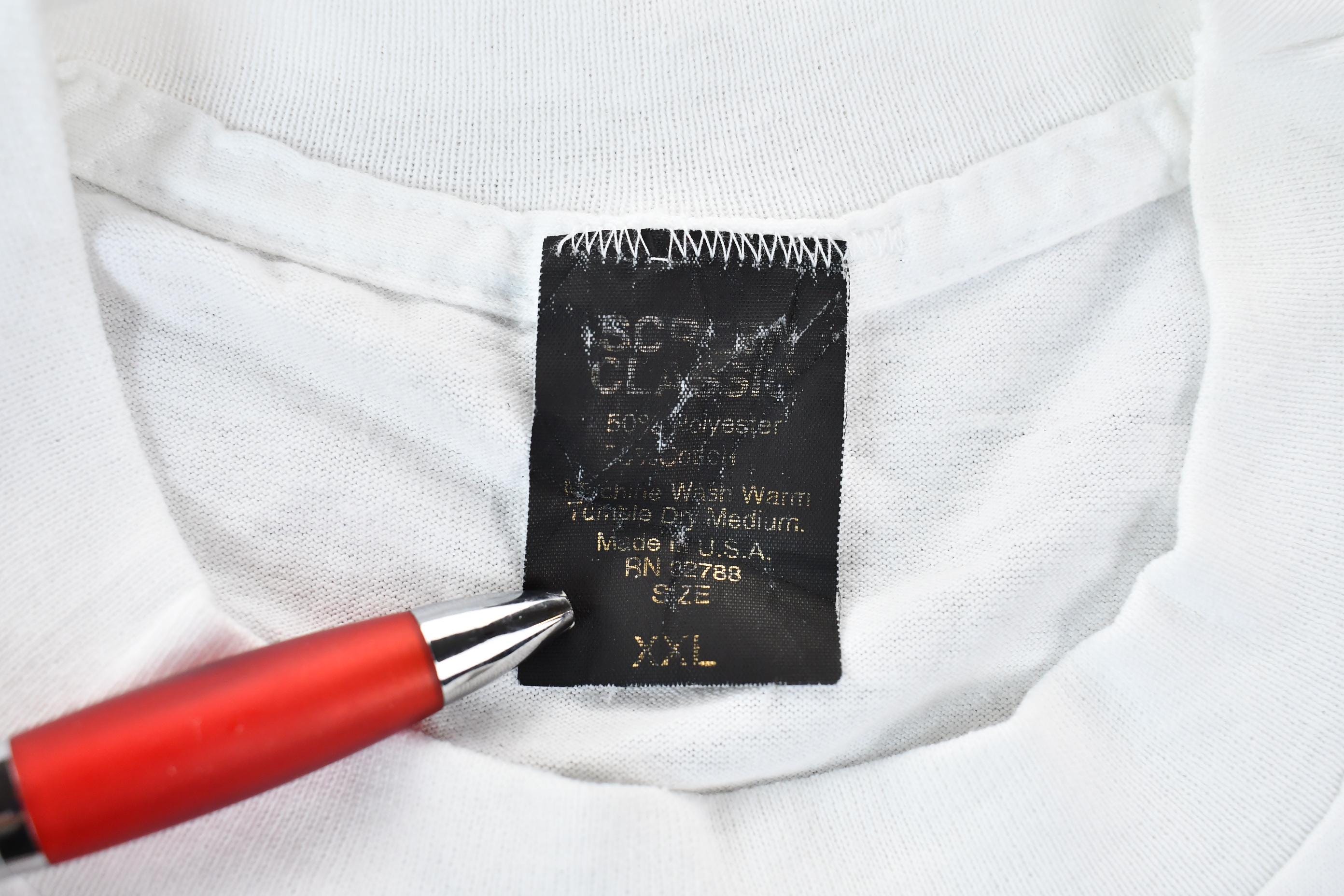 Vintage 1990s Single Stitch Bingo Bug Graphic T-Shirt