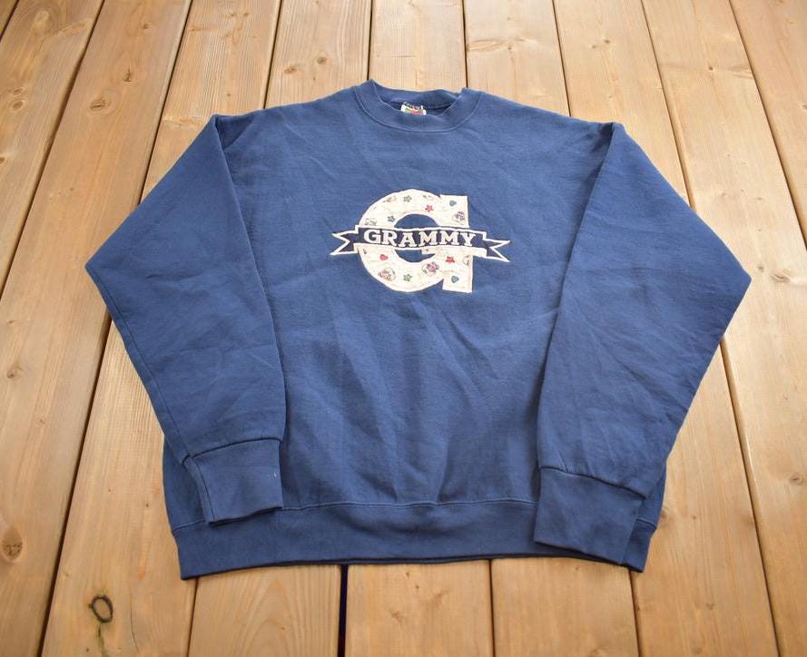 Vintage 1990s Grammy Embroidered Crewneck Sweatshirt Made In USA