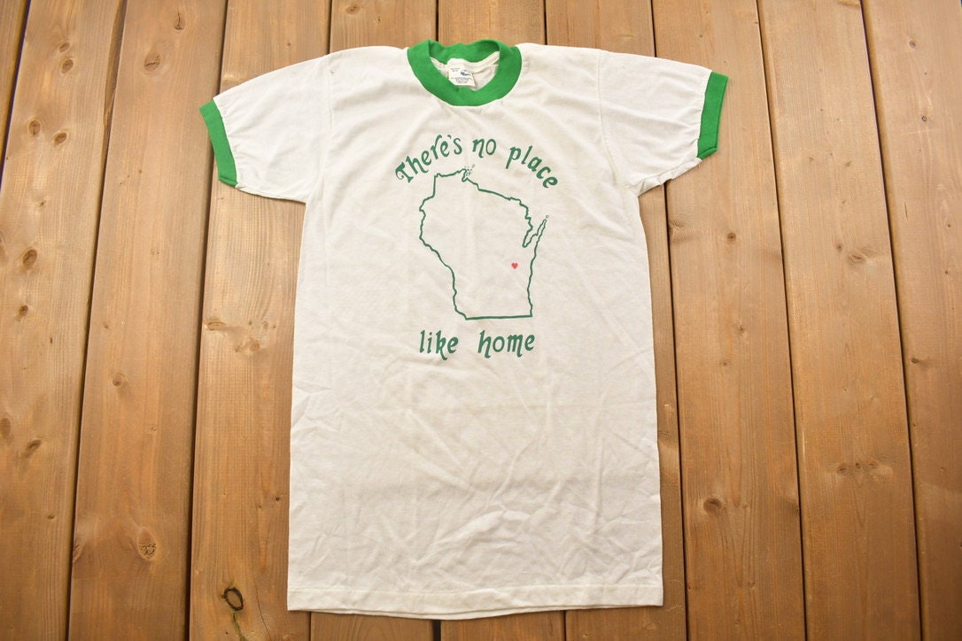 Vintage 1970s There's No Place Like Home Graphic T Shirt