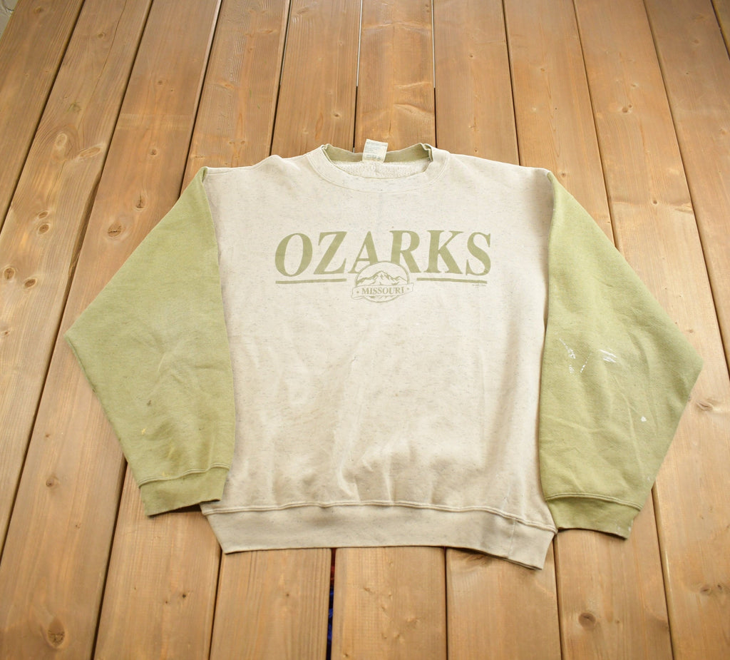 Vintage 1991 Ozarks Missouri Souvenir Travel Crewneck Sweatshirt Made In USA