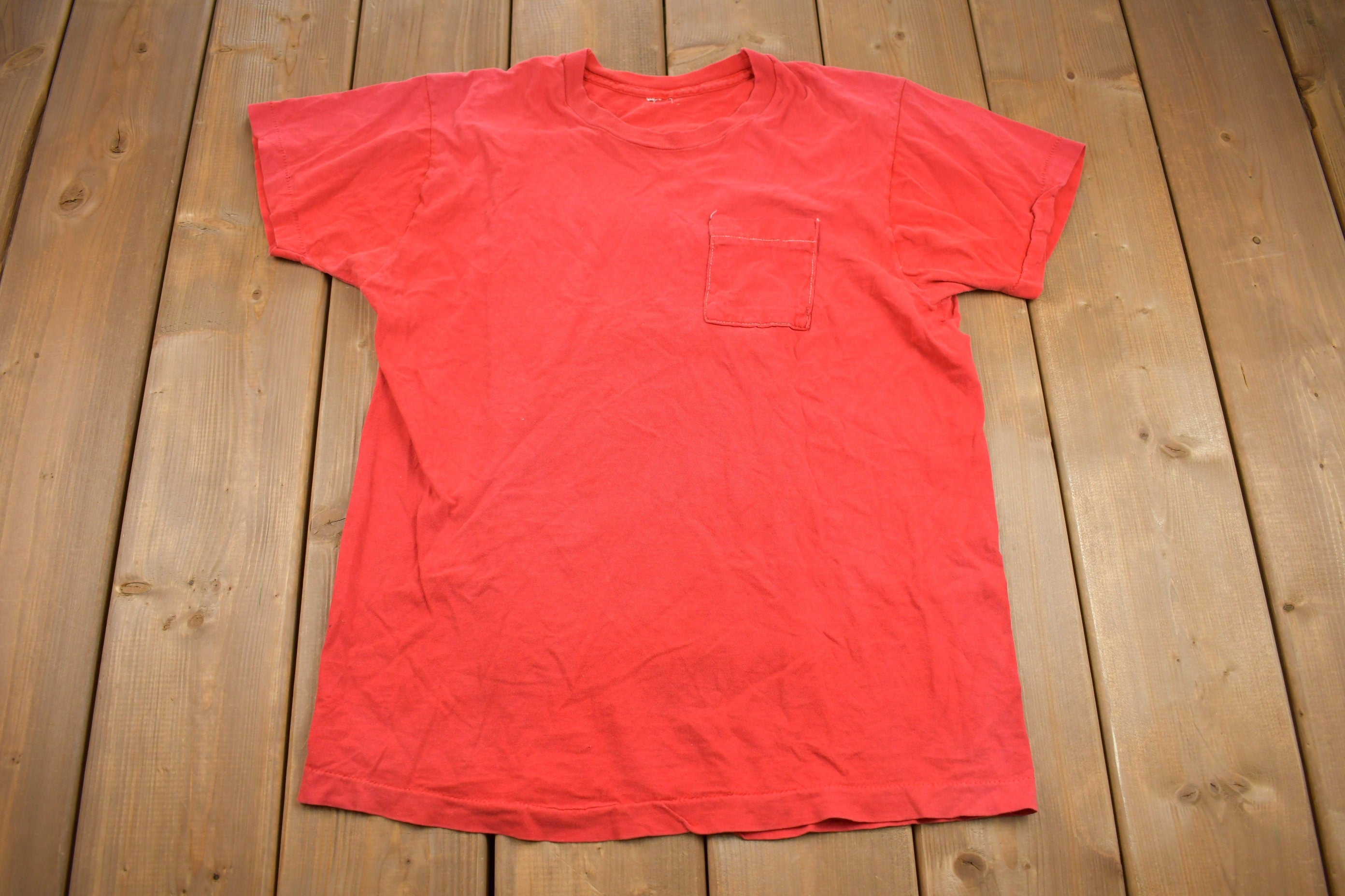 Vintage 1990s Fruit of the Loom Blank Pocket T Shirt