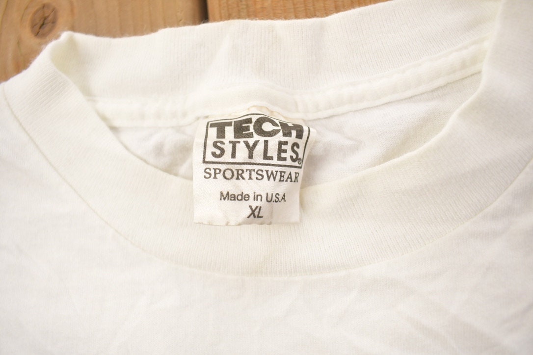 Vintage 1990s St. Thomas Sailboat Graphic T Shirt