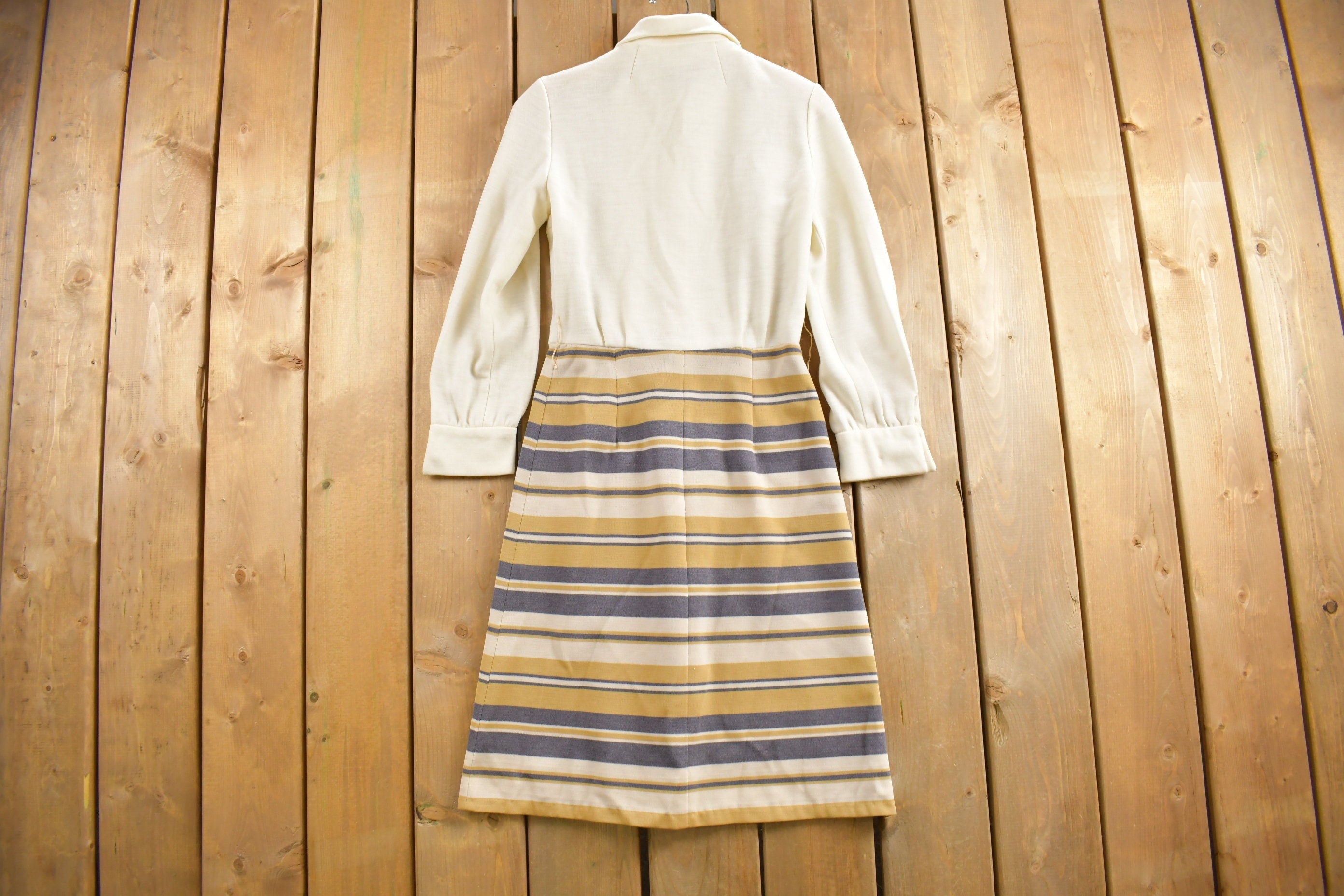 Vintage 1960s Damani Knits Dress  Collar  True Vintage  Retro Womenswear  Mod Fashion  Shirt Dress  Striped