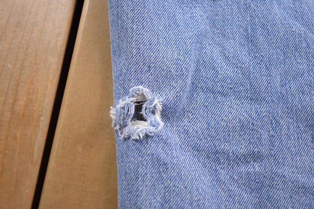Vintage 1990s Levi's 550 Red Tab Denim Jeans Size 34 x 31