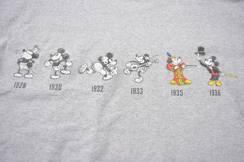Vintage 2000s Walt Disney World Mickey Mouse Over the Years T-Shirt