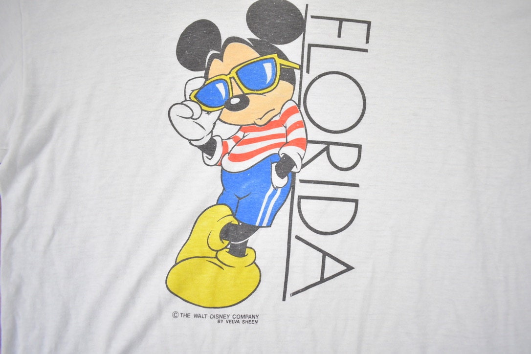 Vintage 1980s Disney Mickey Mouse Florida T-Shirt 80s Graphic Tee