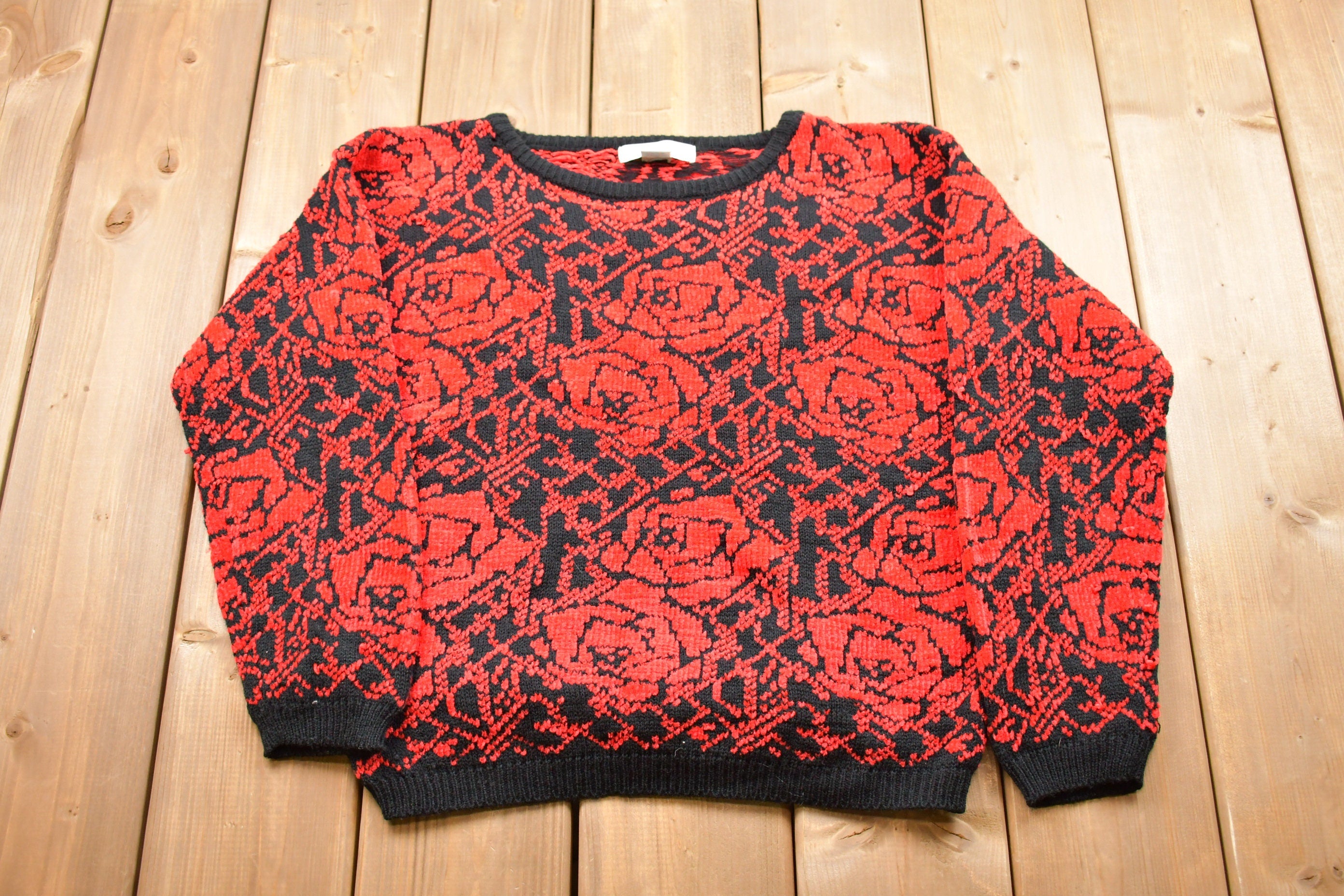 Vintage Red Roses Knitted Sweater