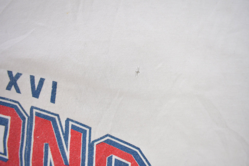 Vintage 1990s NFL New England Patriots Super Bowl 36 Graphic T-Shirt