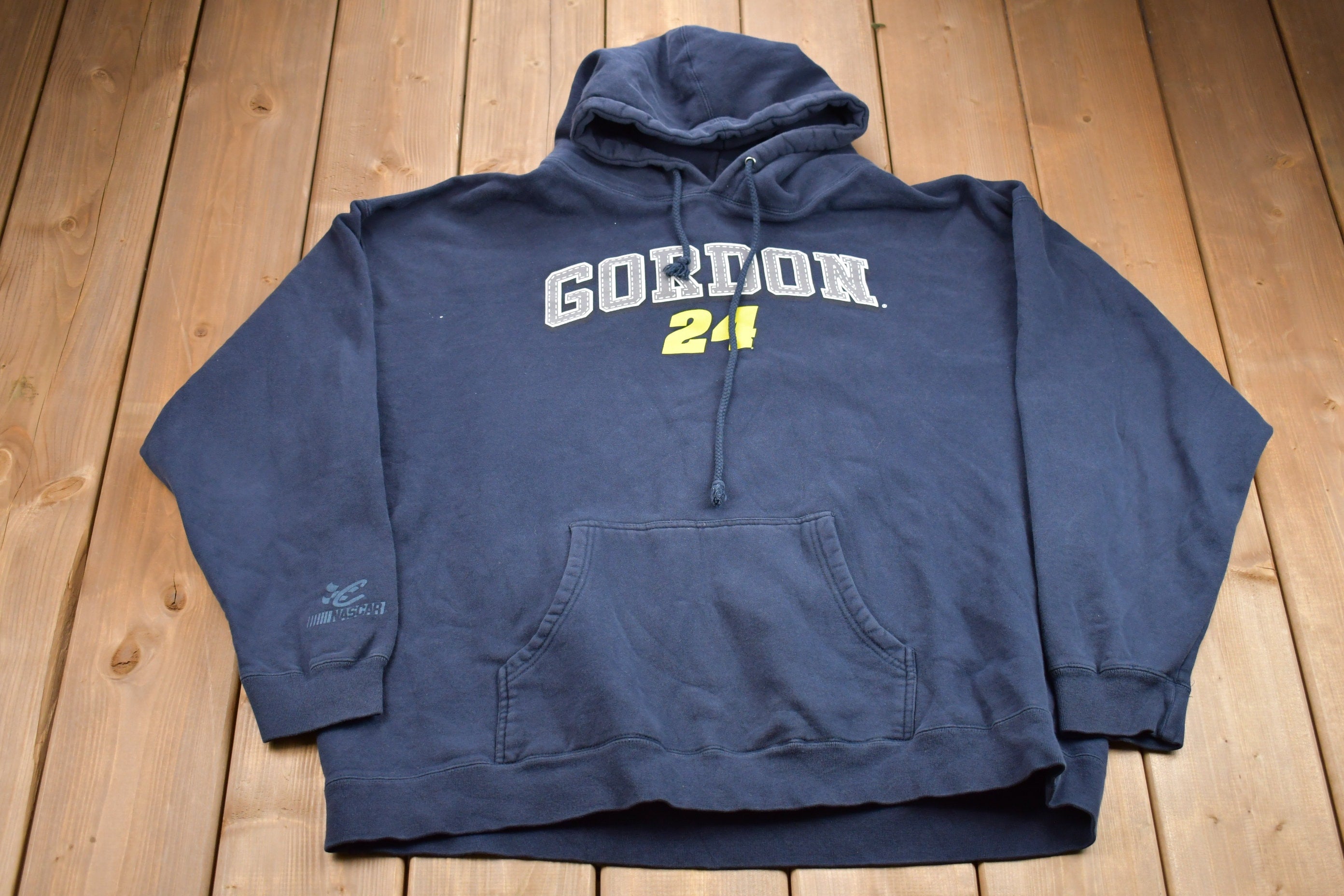 Vintage 1990s Jeff Gordon Chase Authentic Nascar Graphic Hoodie