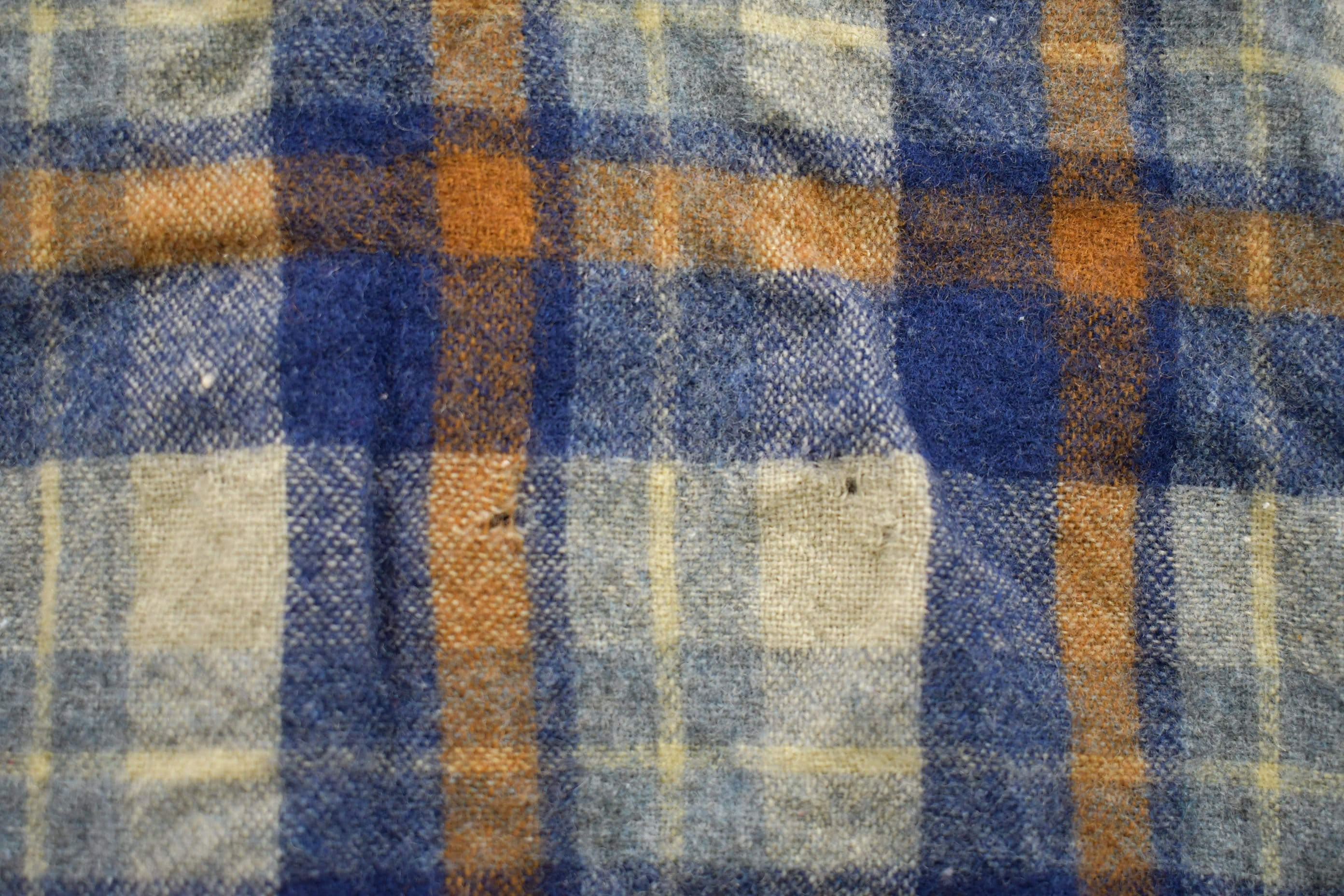 Vintage 1990s Sears Reprocessed Wool Plaid Flannel Button Up Shirt