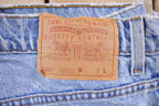 Vintage 1990s Levi's 550 Red Tab Jeans Size 32 x 31