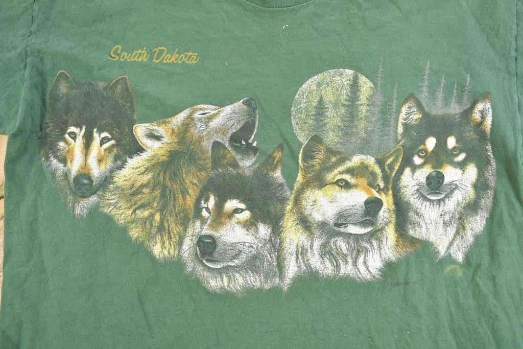 Vintage 1990s South Dakota Howling Wolves Souvenir T-Shirt