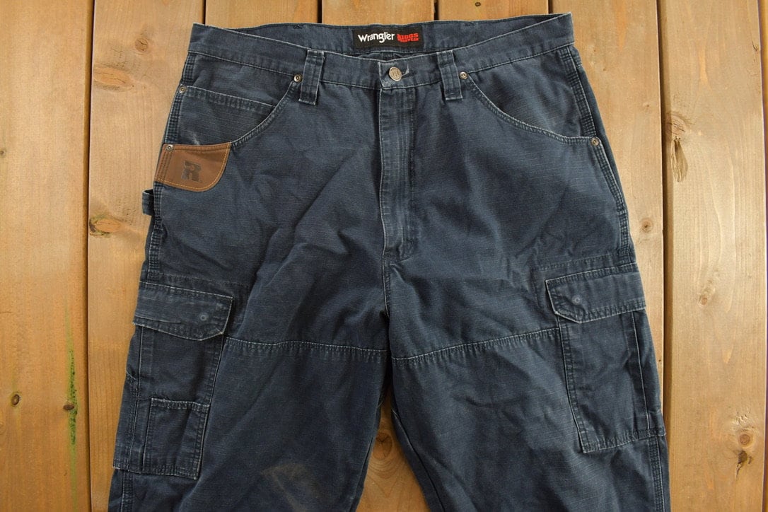Vintage 1990s Wrangler Riggs Workwear Cargo Pants Size 36 x 35