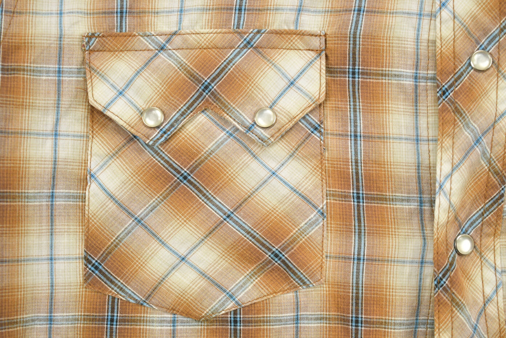 Vintage 1990s Wrangler Plaid Flannel Button Up Shirt