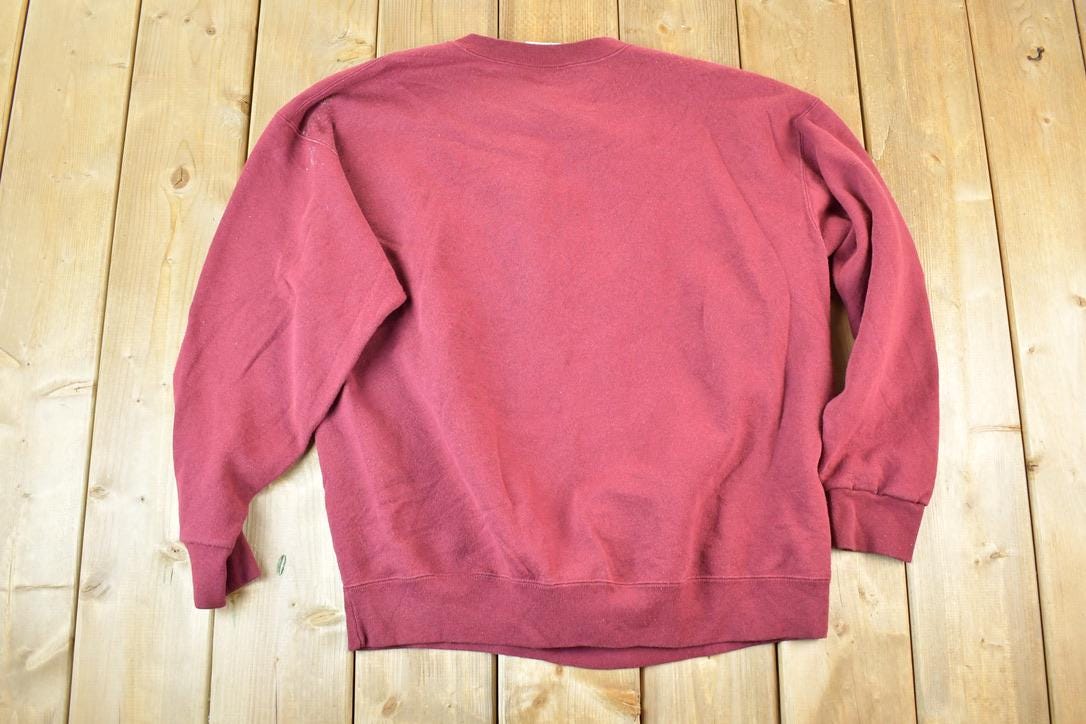 Vintage 1990s The Outdoor Collection Grey Wolf Crewneck Sweatshirt Mens XL