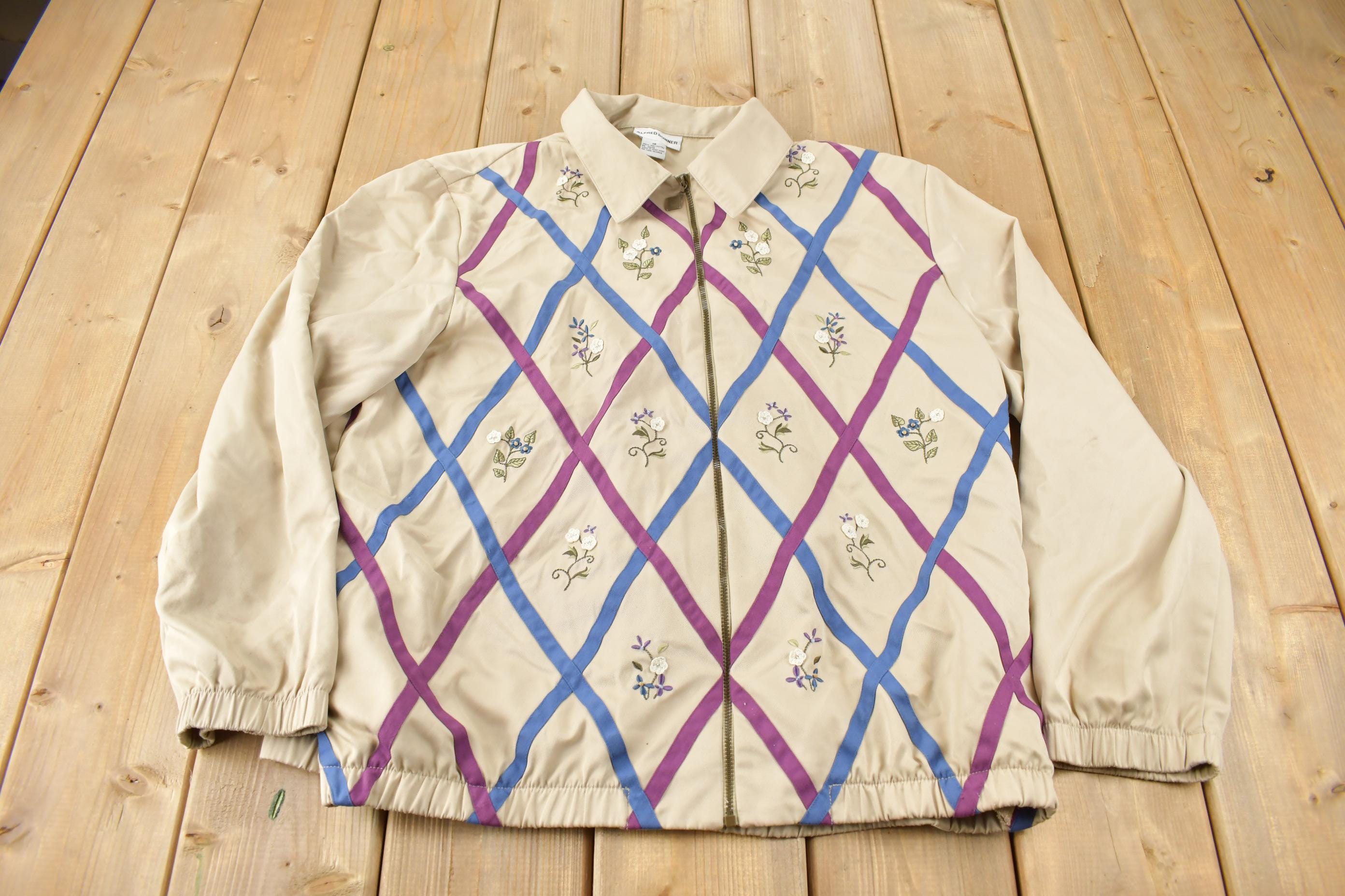 Vintage 1990s Alfred Dunner Womens Embroidered Floral Diamonds Full Zip Collared Light Jacket