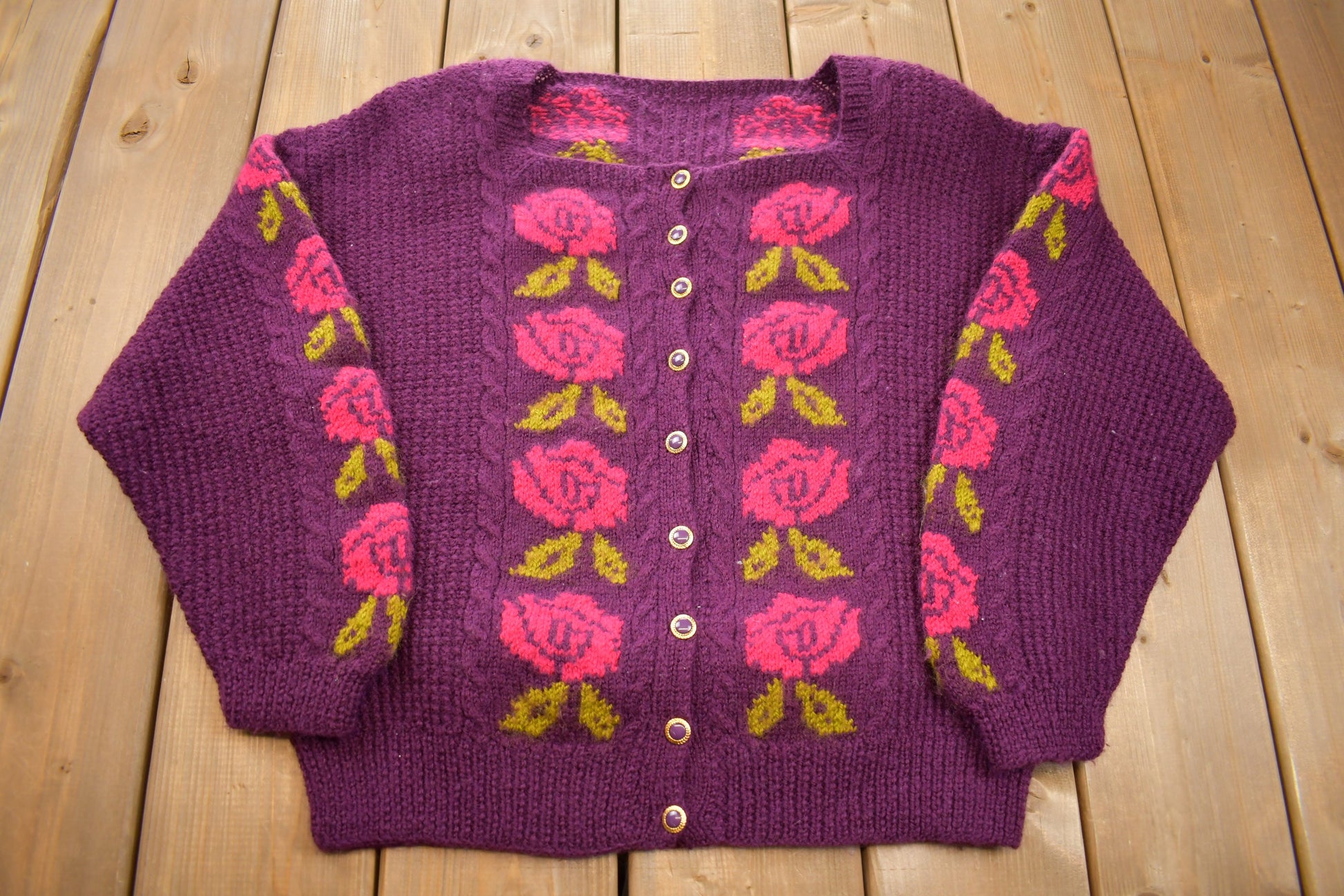 Vintage 1980s 100% Wool Knit Flowers Sweater
