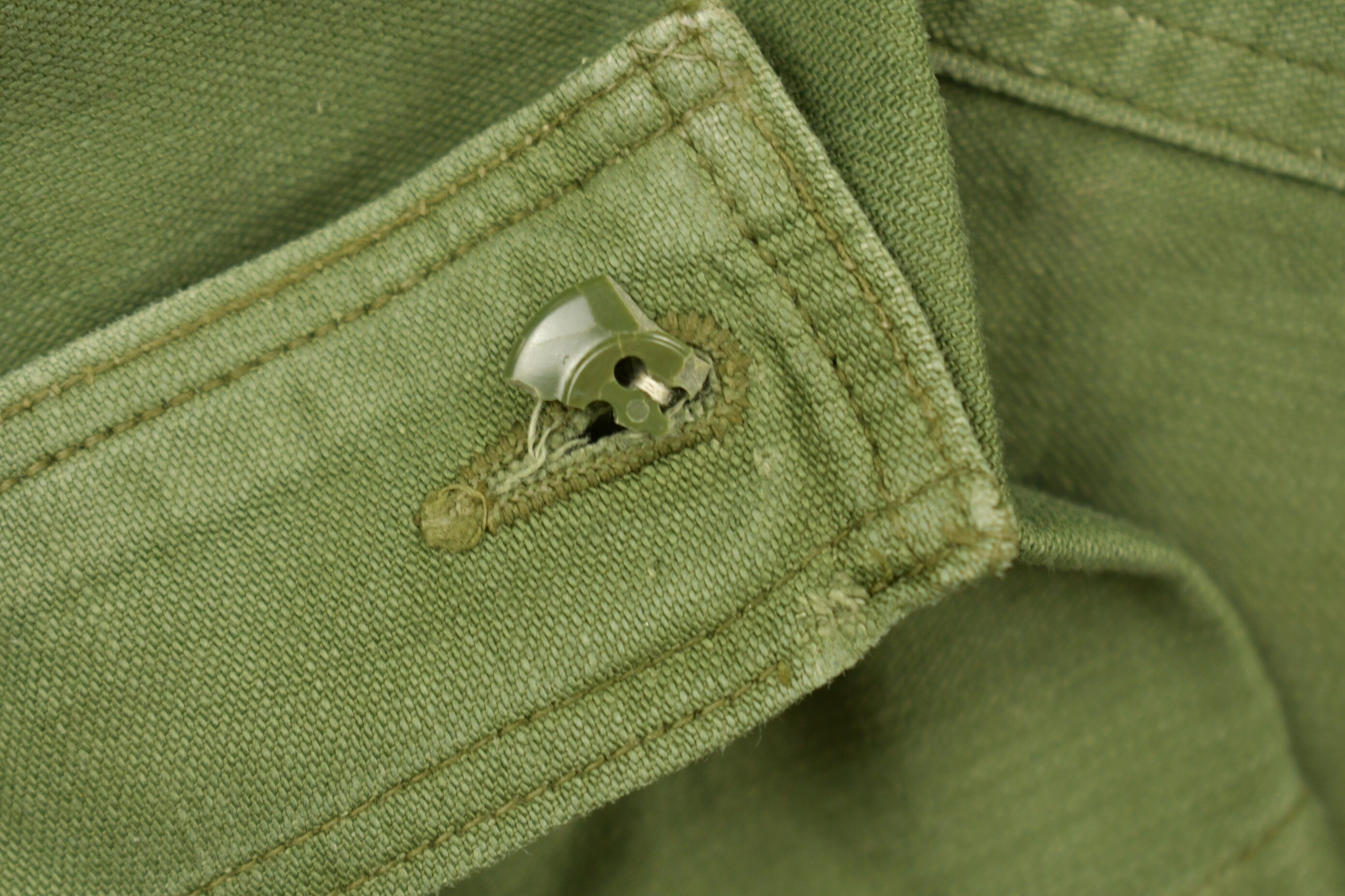 Vintage 1960s F Academy Military OG - 107 Shirt