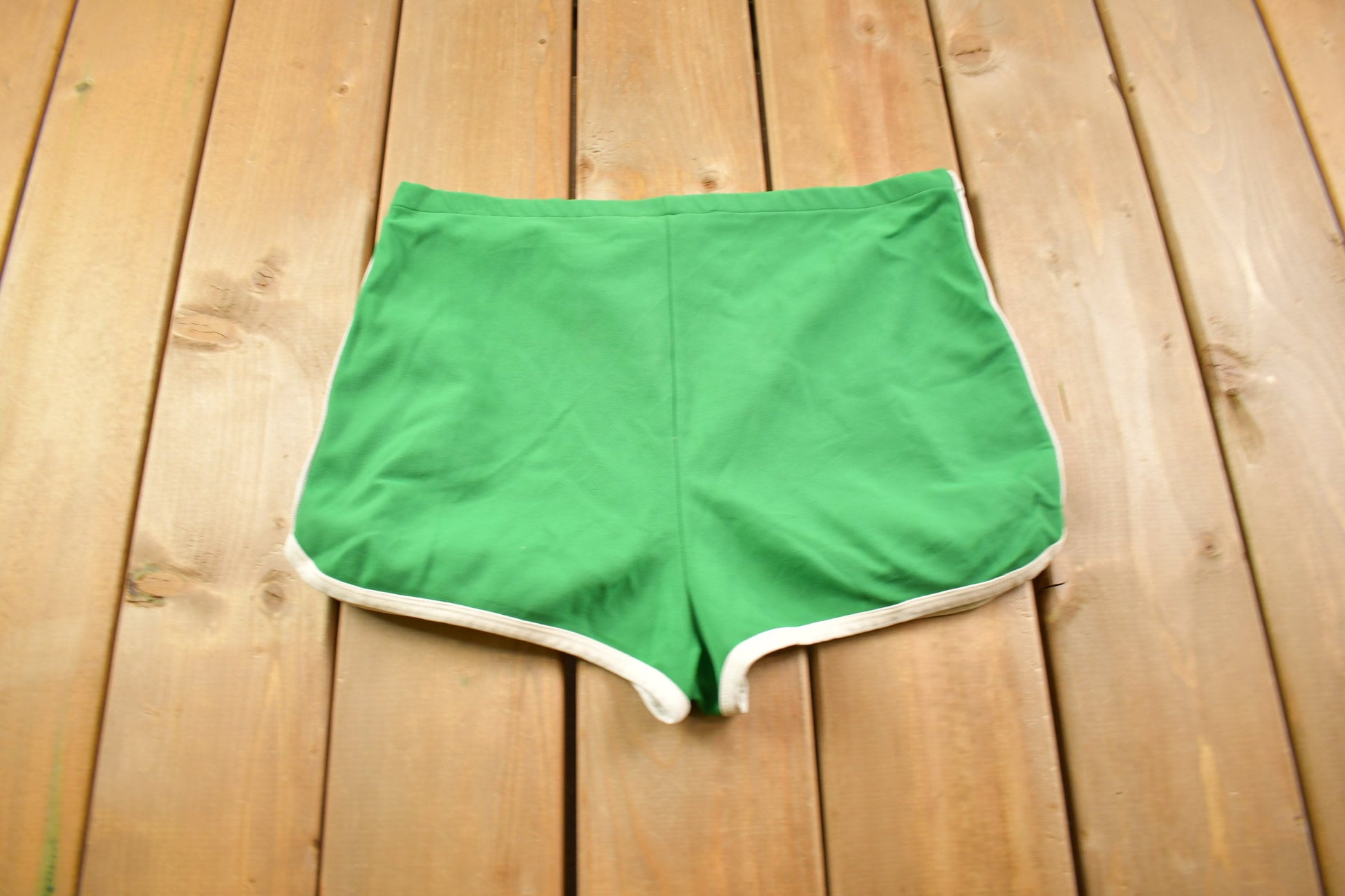 Vintage 1970s Russell Athletics Green Women's Shorts Size 16