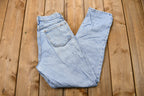 Vintage 1990s Bill Blass Light Wash High Rise Tapered Leg Jeans