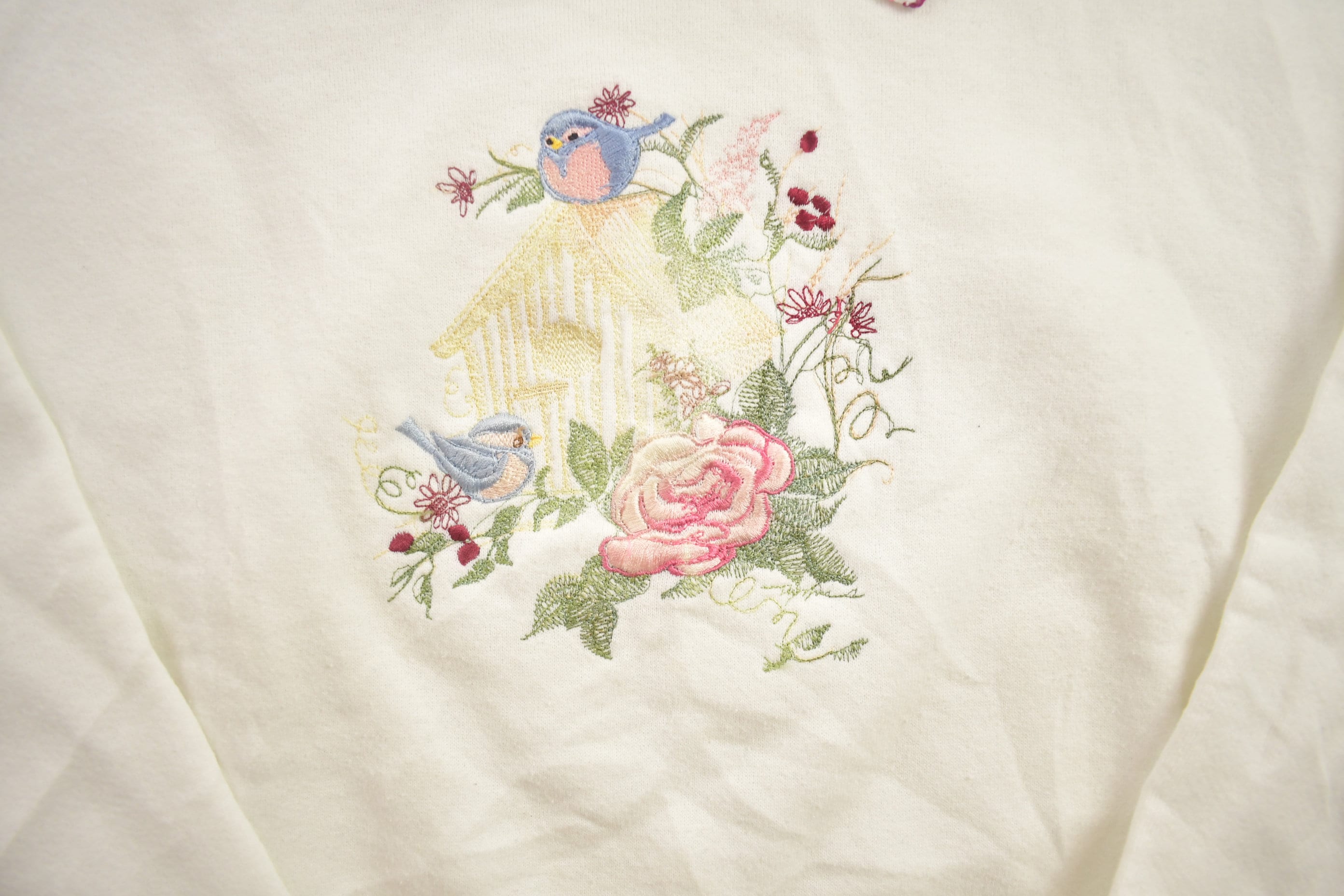 Vintage 1990s Cute Birds And Flowers Collard Crewneck Sweatshirt