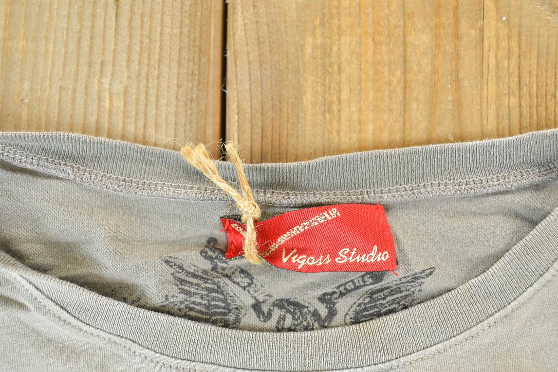 Women Vintage Vigoss Studio Y2K T-Shirt