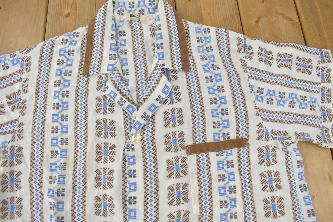 Vintage 1970s JC Penney All Overt Pattern Short Sleeve Button Up Shirt