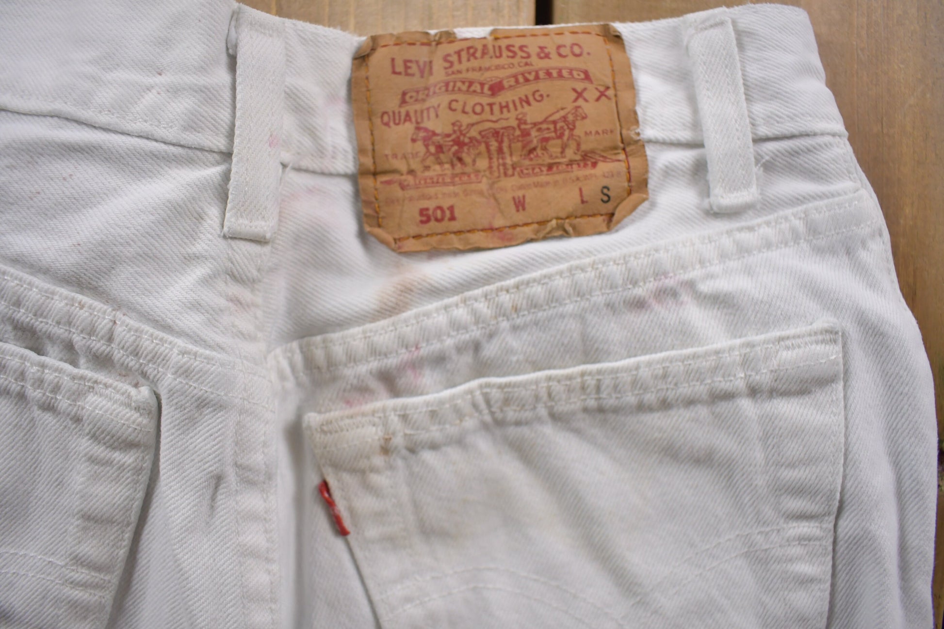 Vintage 1980s Levi's 501 Red Tab White Denim Jeans Size 26 x 29