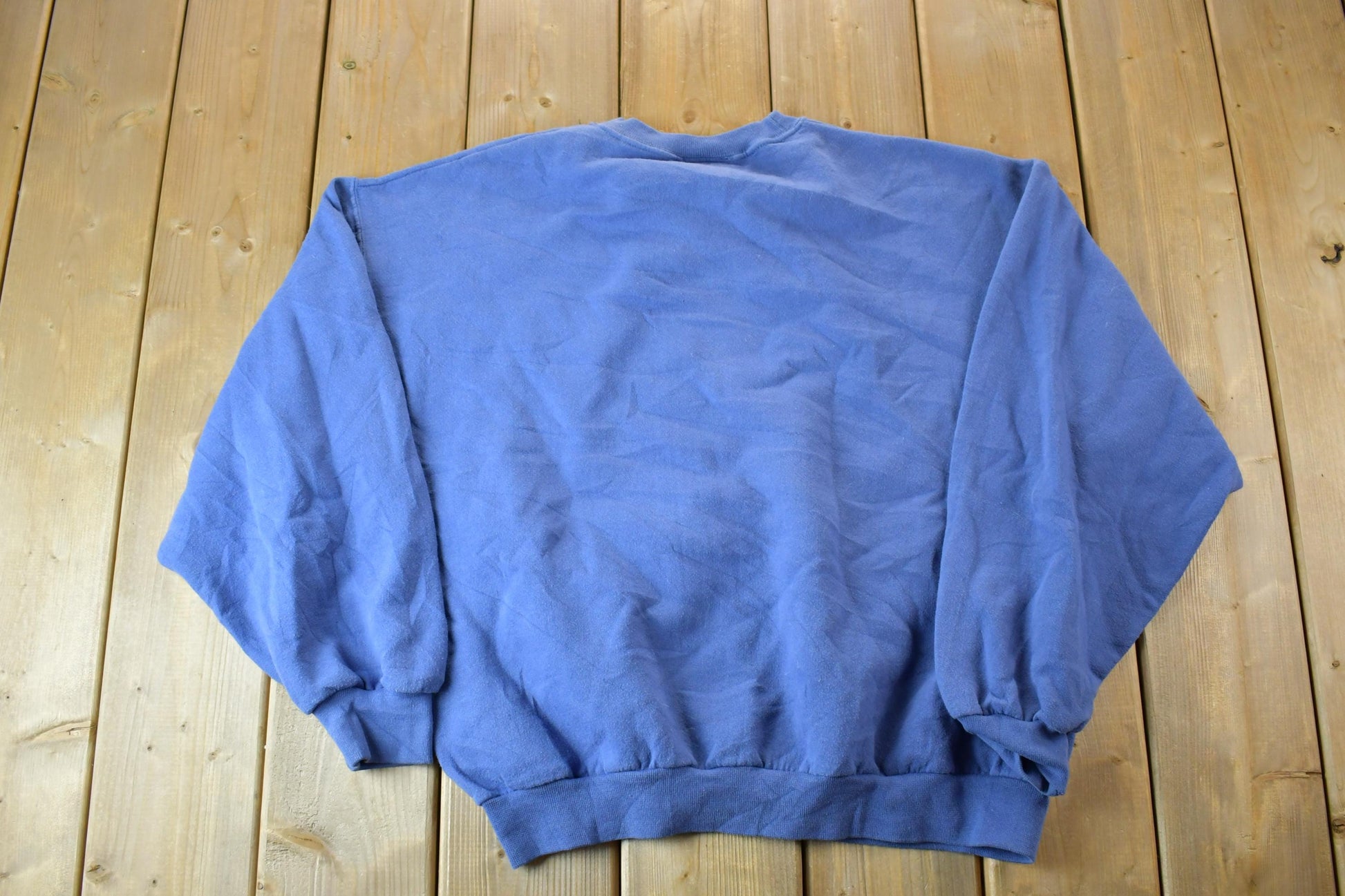 Vintage 1990s Artisans Mini Floral Print Crewneck / Souvenir / Vintage Sweatshirt / Outdoorsman / Wilderness Sweatshirt / Made In USA